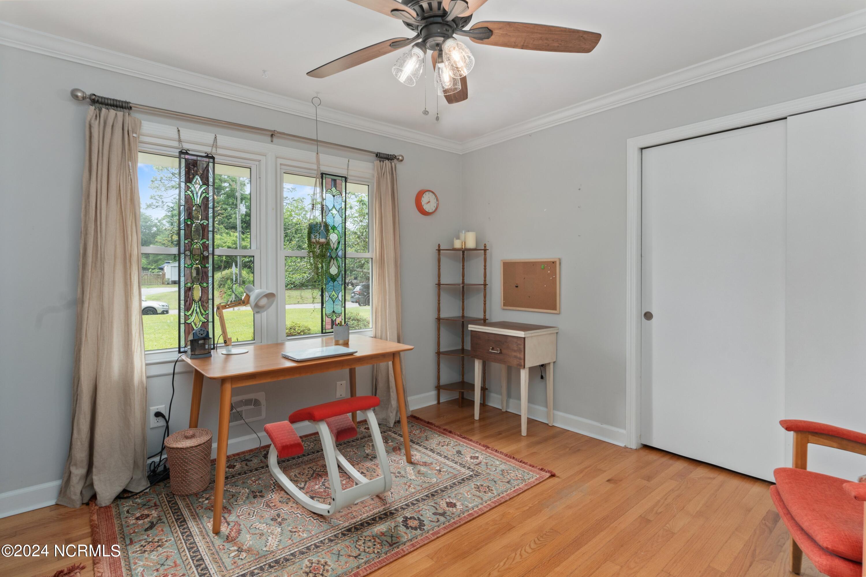 1408 Robin Hood Road