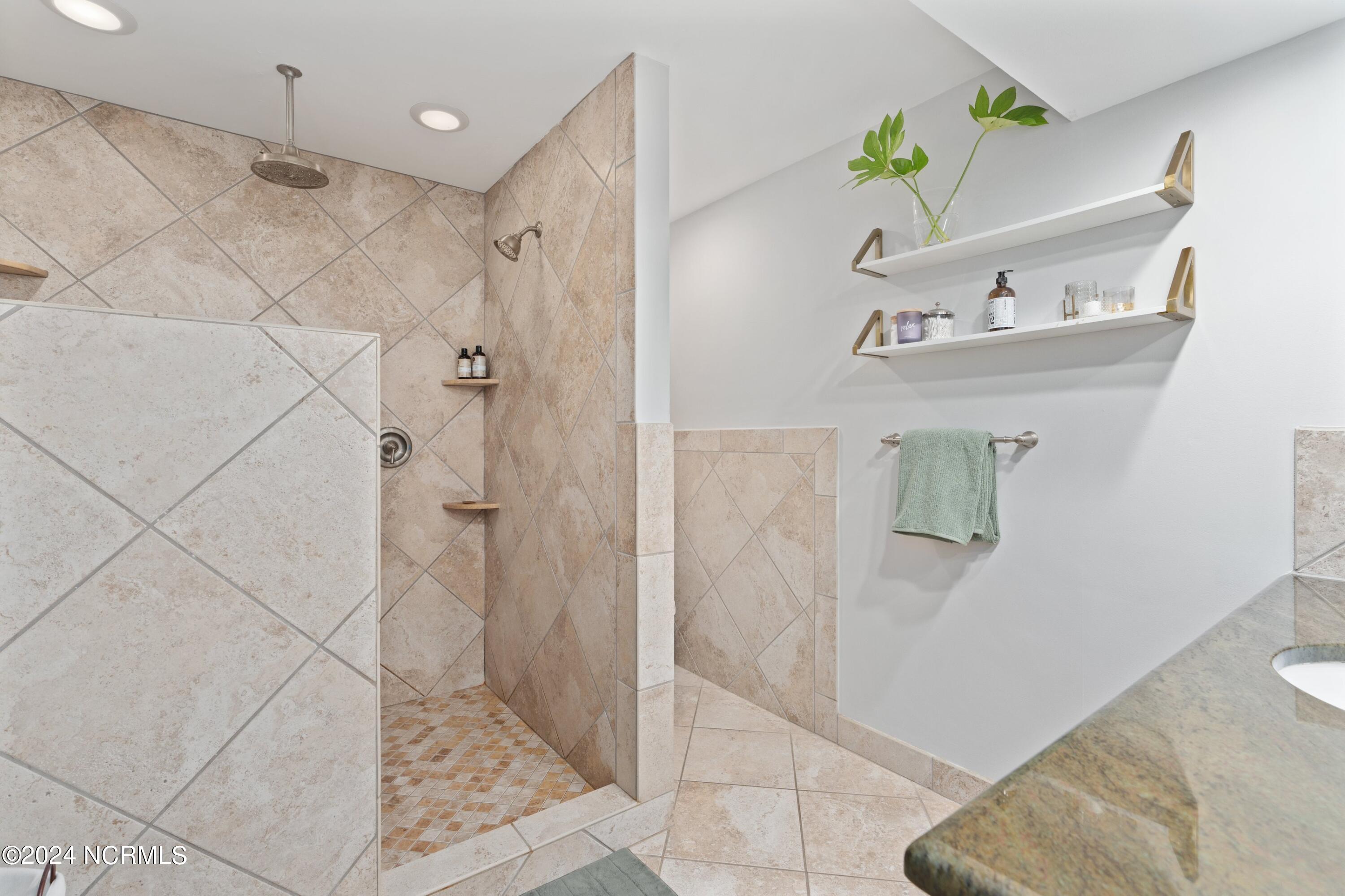 1408 Robin Hood Road