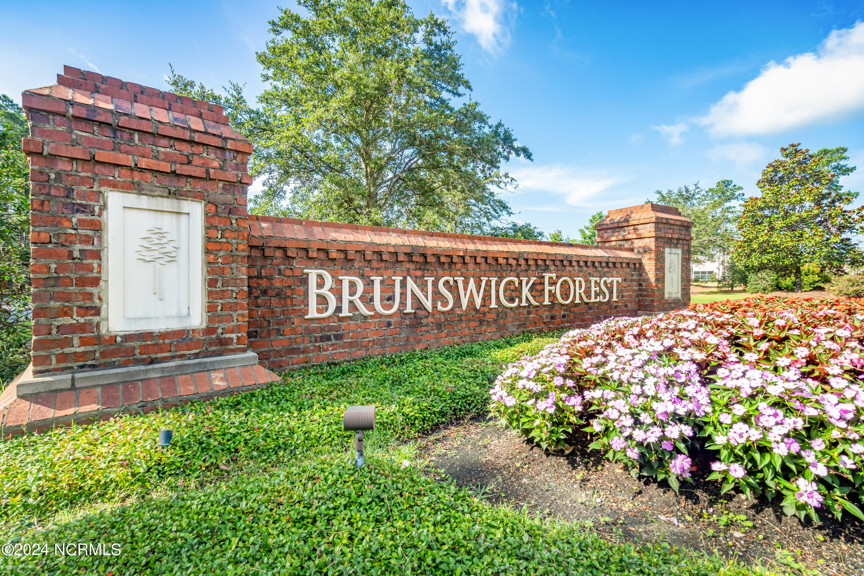 5131 Creswell Drive