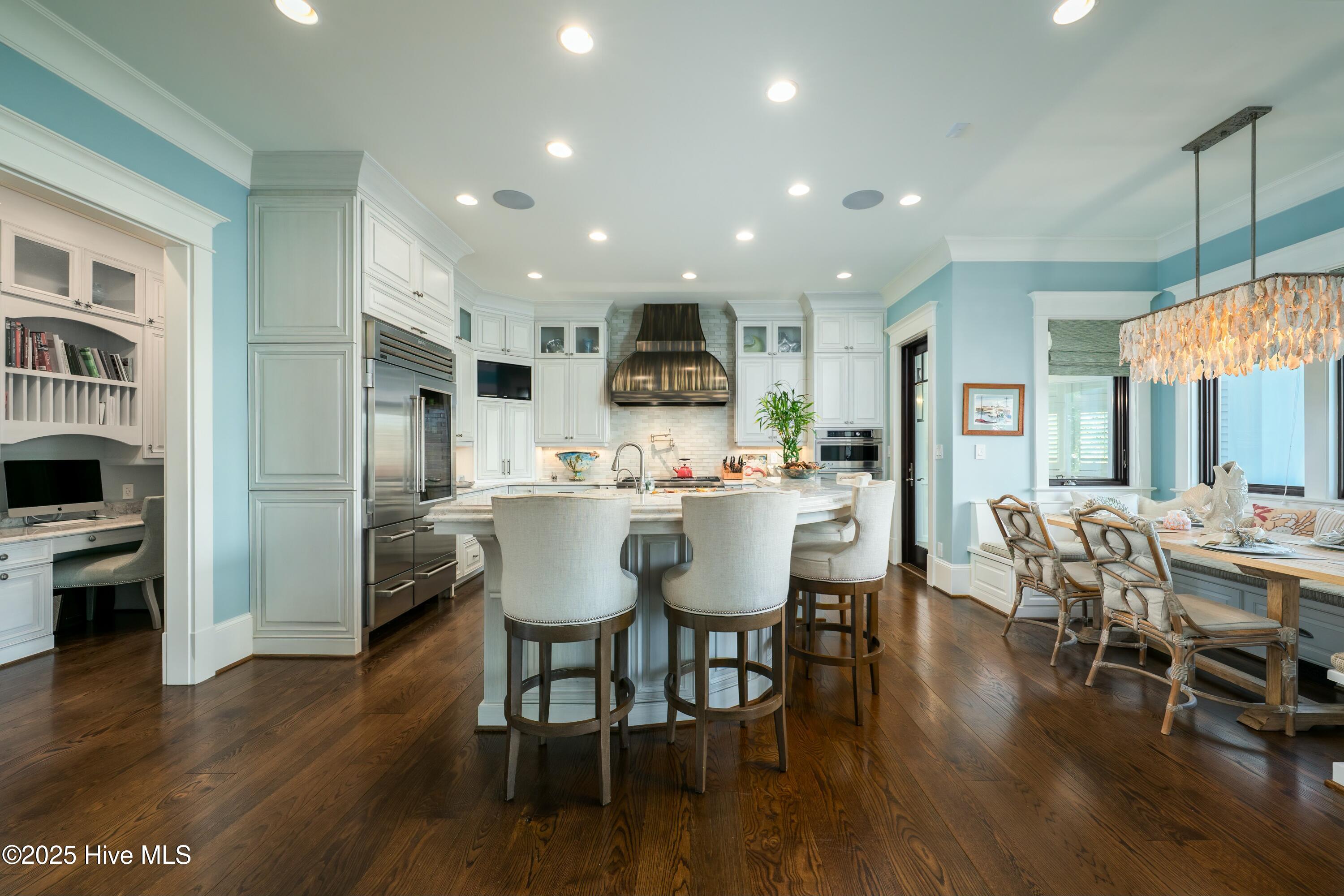 824 Inlet View Drive