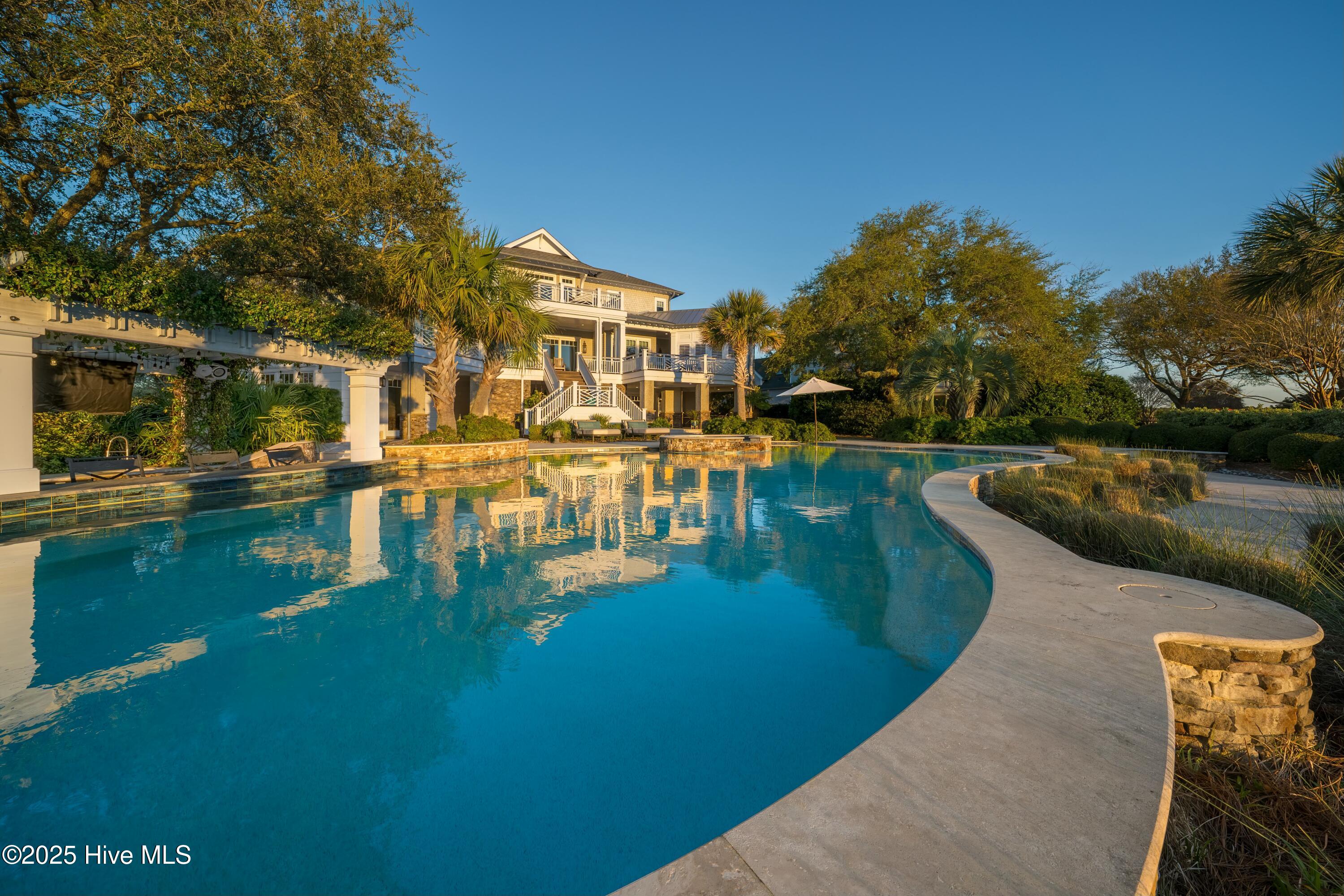 824 Inlet View Drive