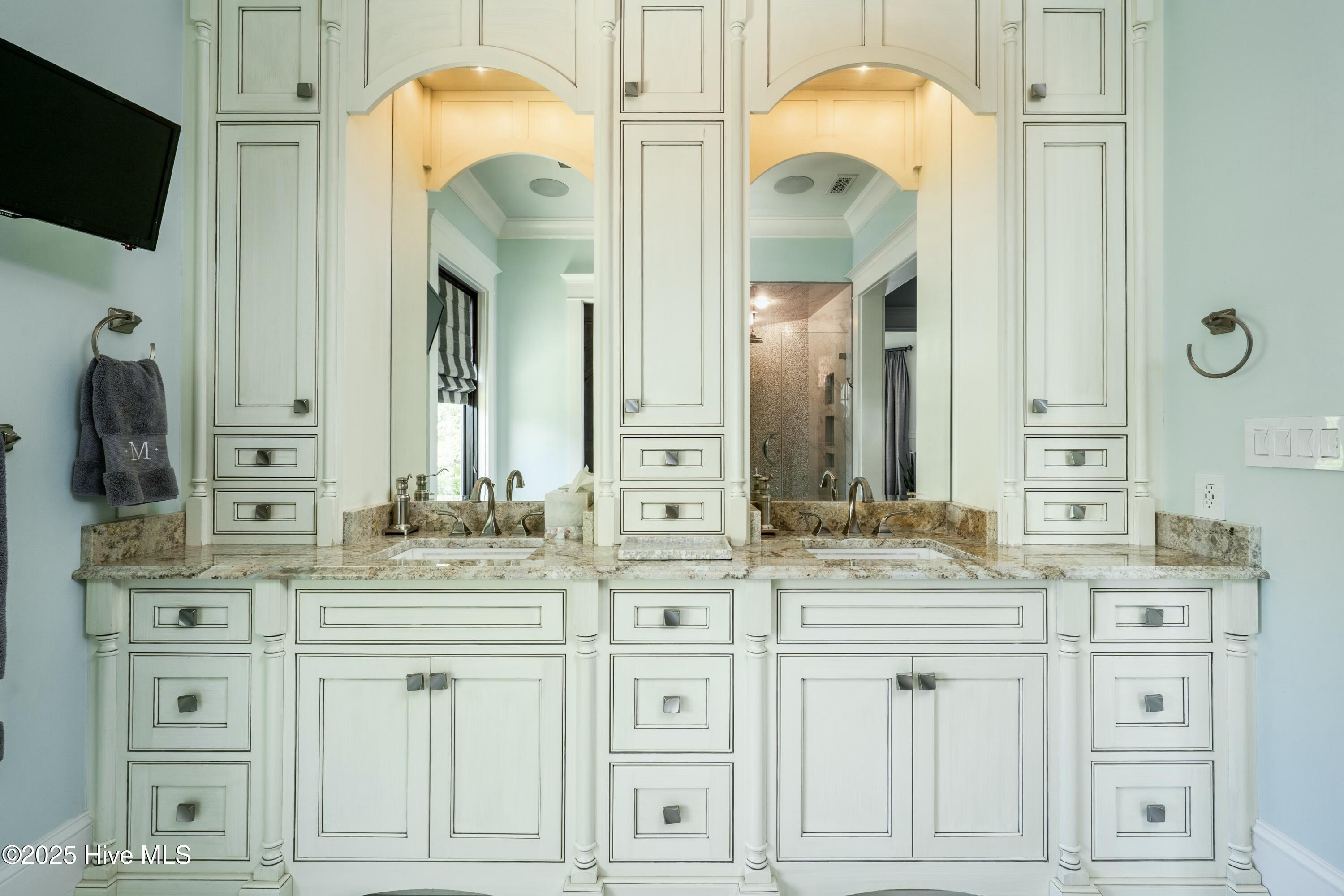 824 Inlet View Drive