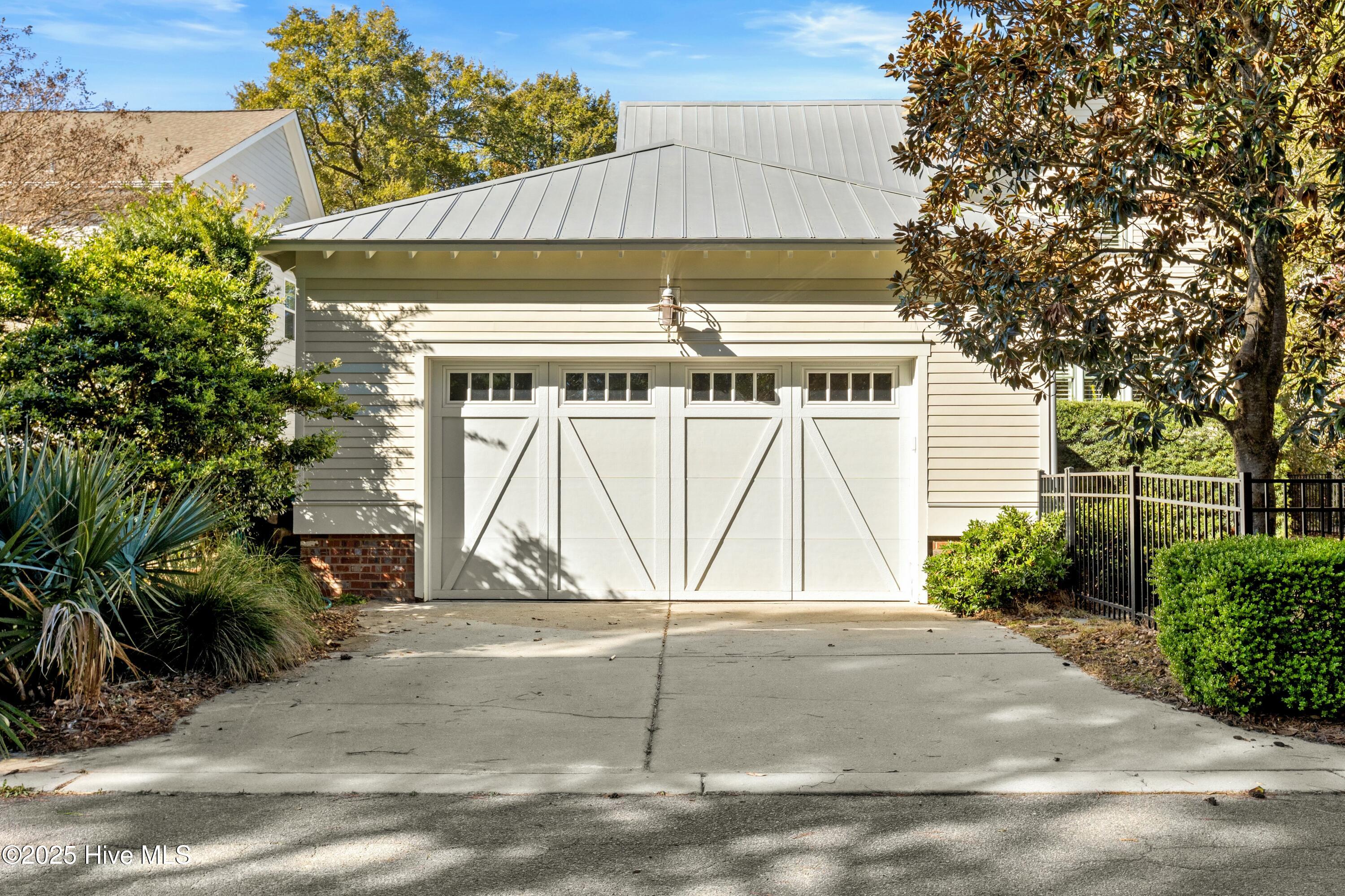 1037 Anchors Bend Way
