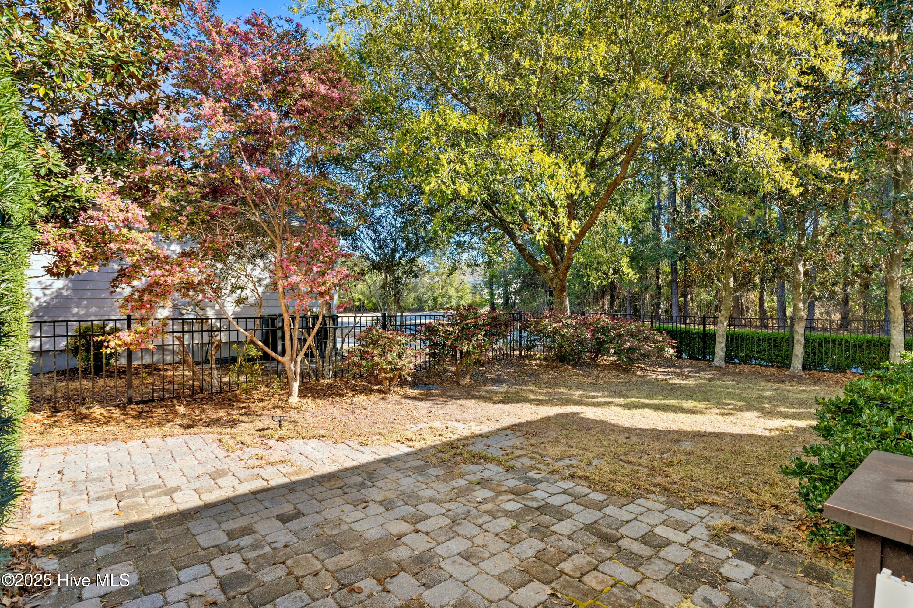 1037 Anchors Bend Way