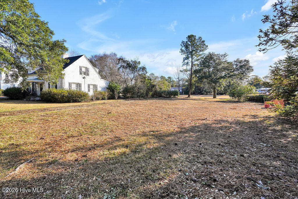 1721 Country Club Road