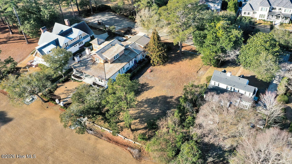 1721 Country Club Road