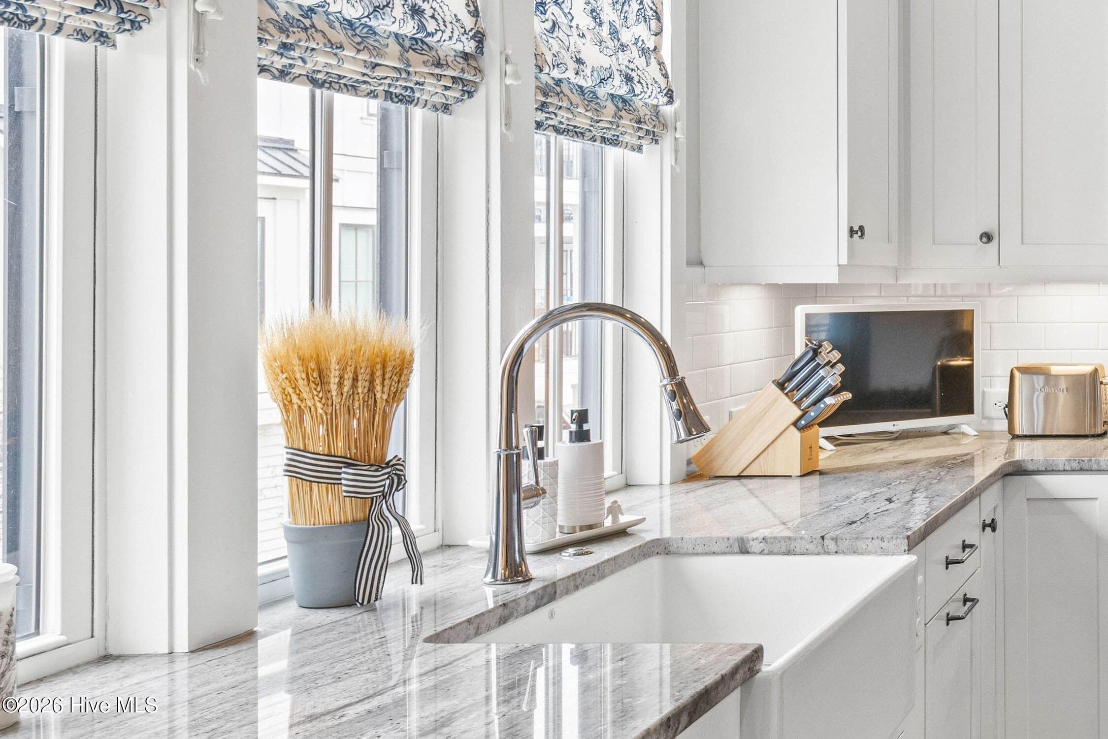 3539 Watercraft Ferry Avenue