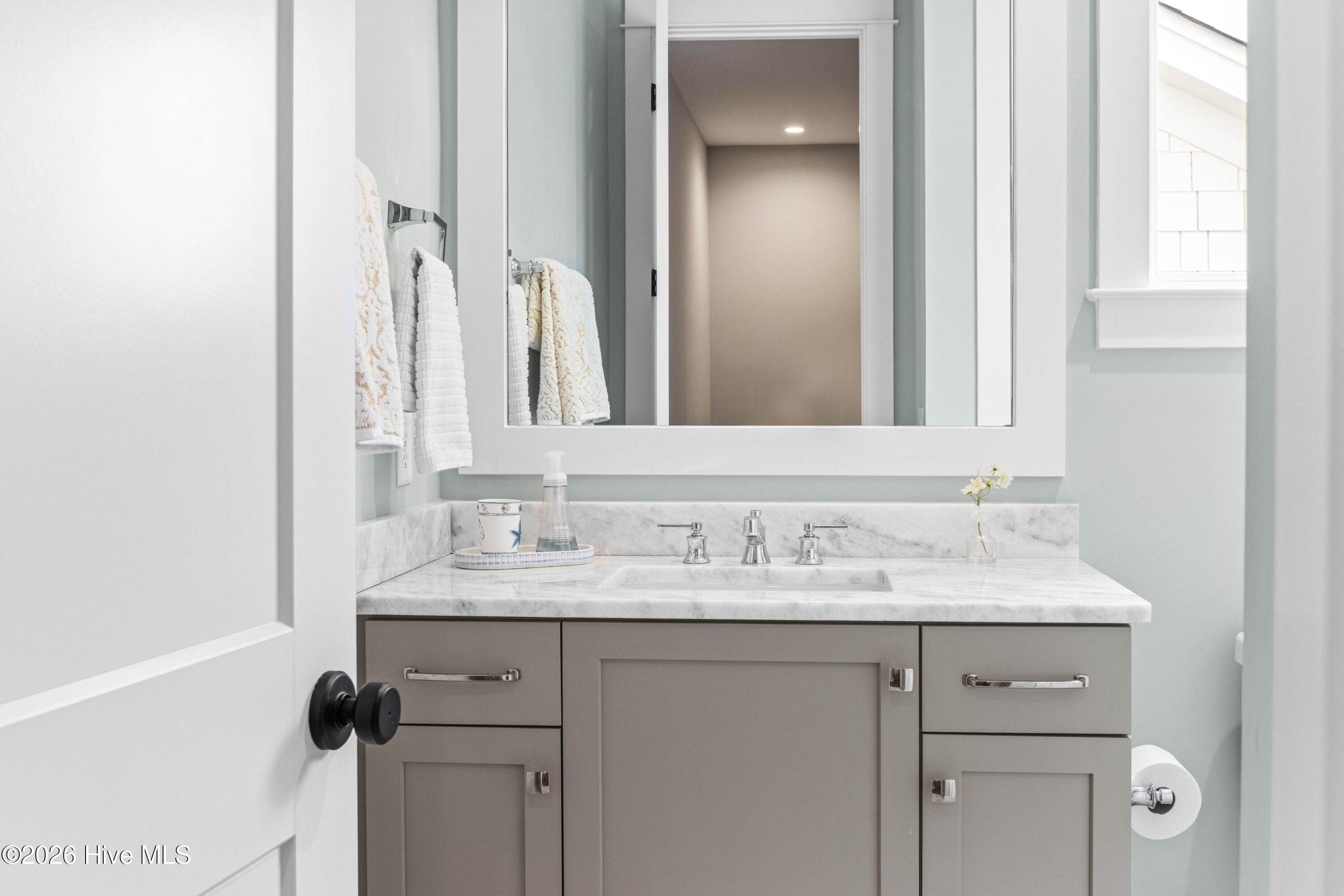 3539 Watercraft Ferry Avenue