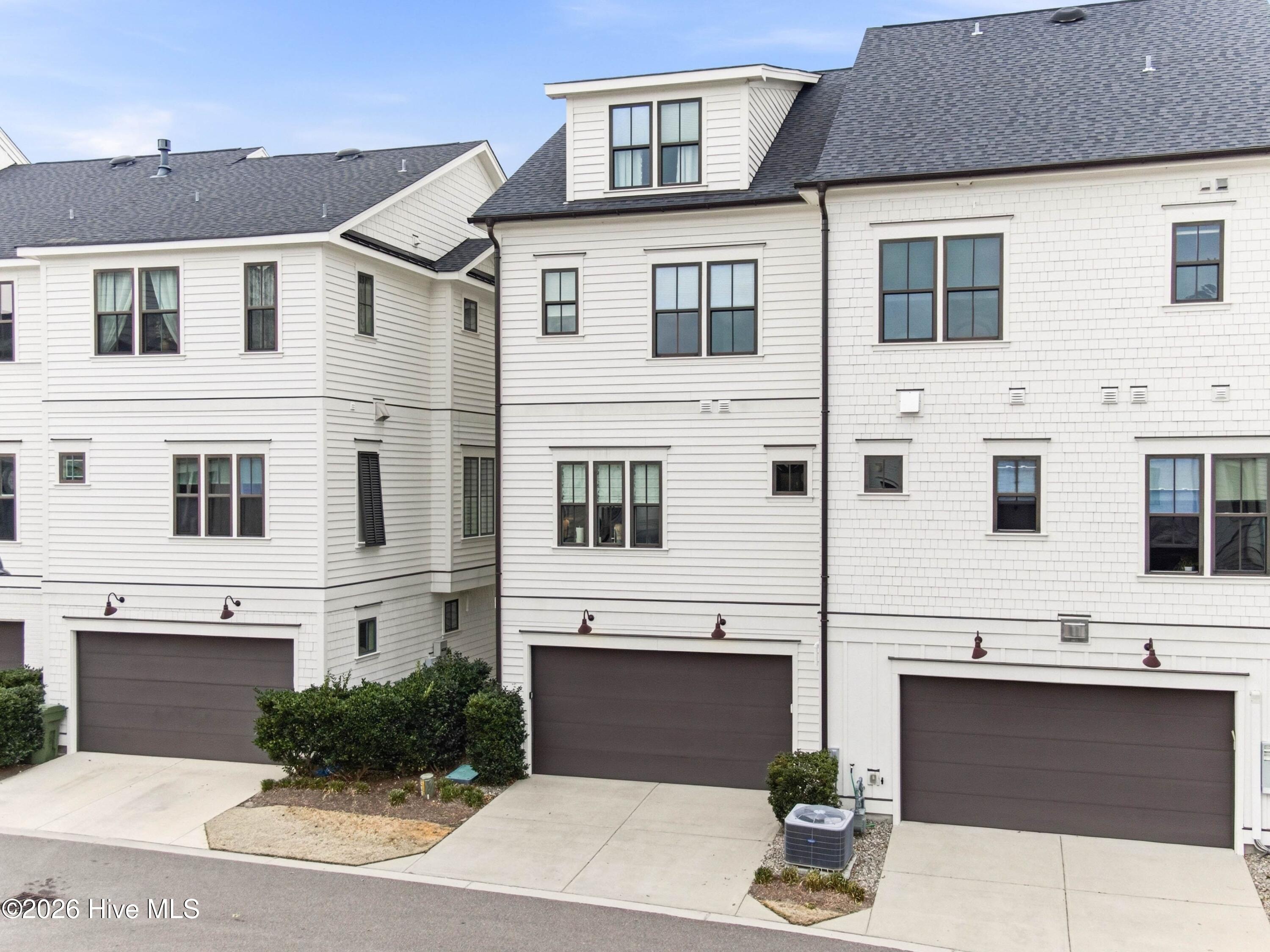 3539 Watercraft Ferry Avenue