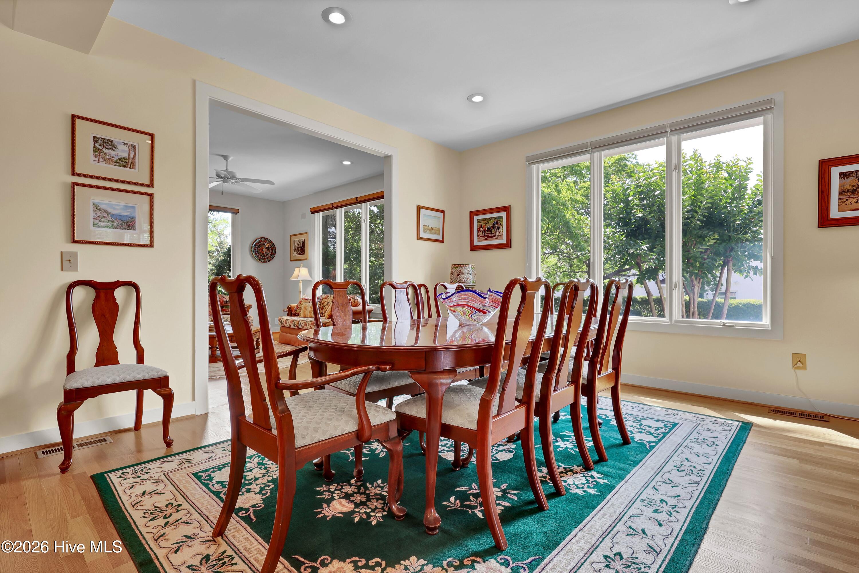 2216 Masons Point Place