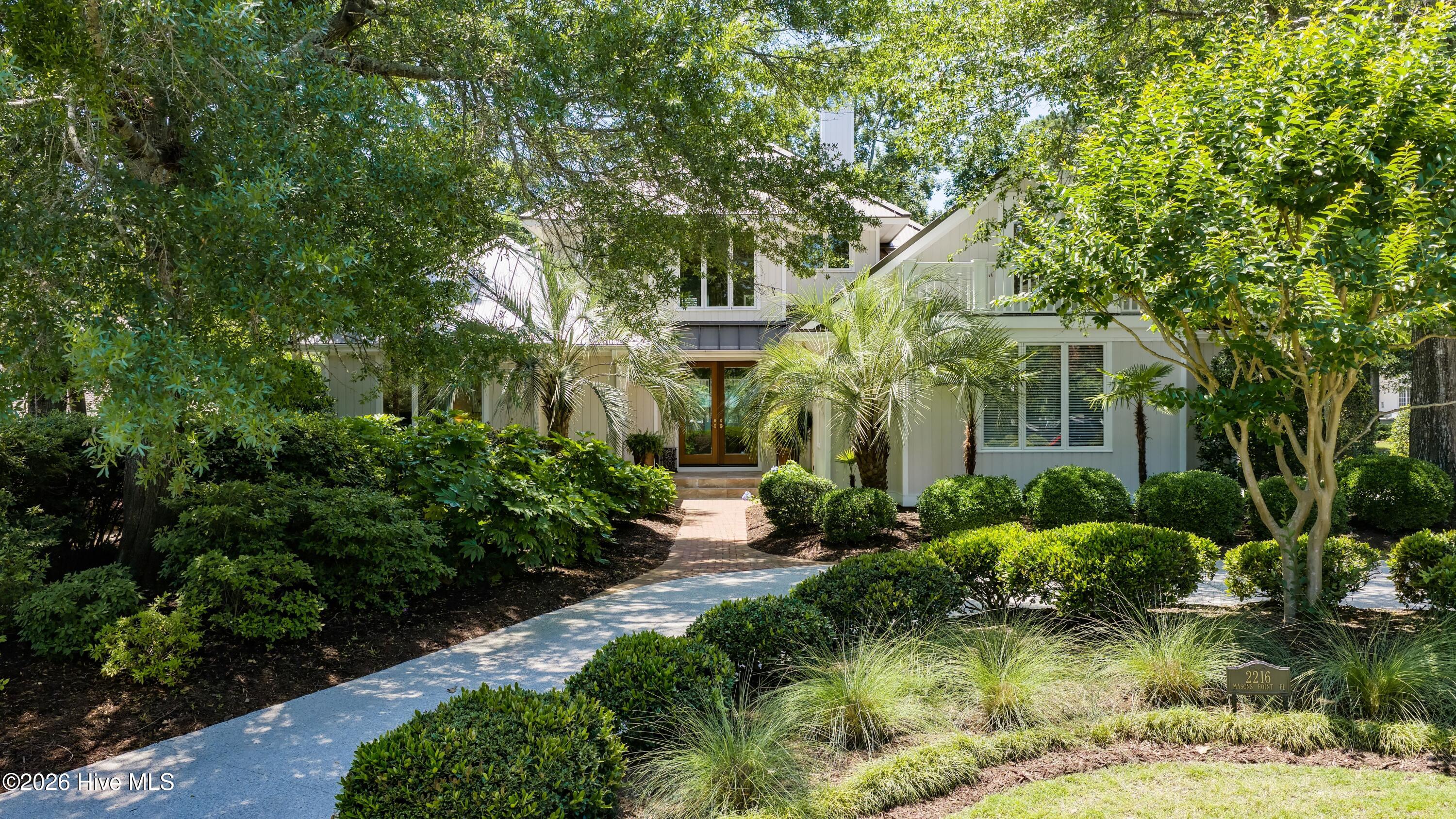 2216 Masons Point Place