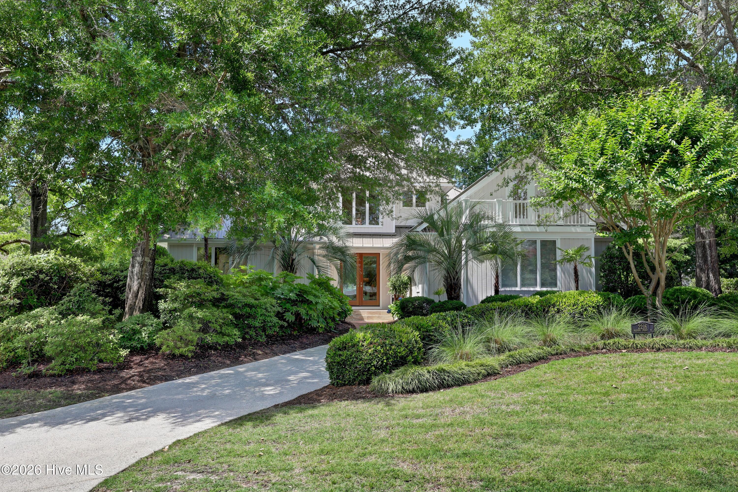 2216 Masons Point Place
