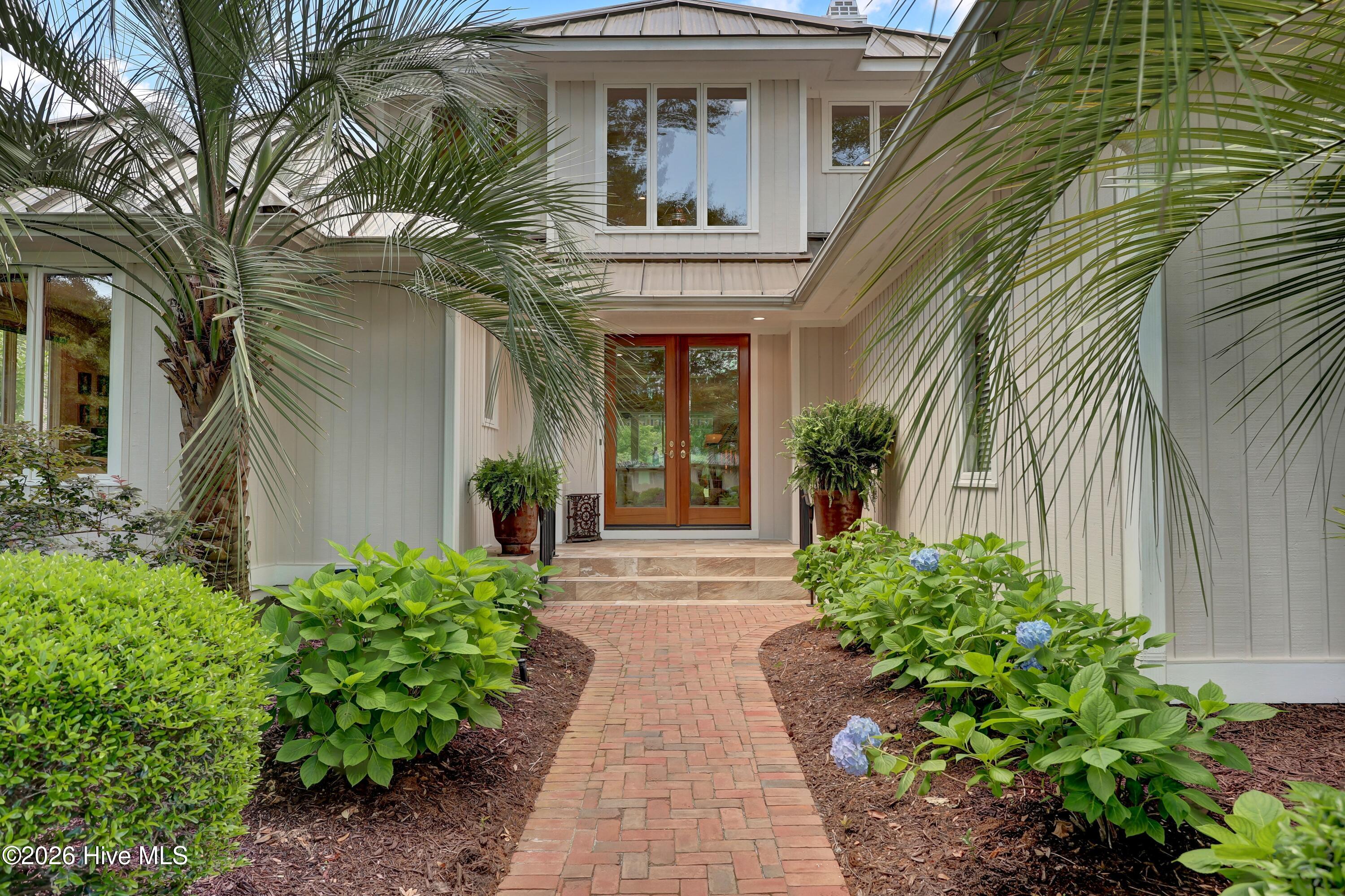 2216 Masons Point Place