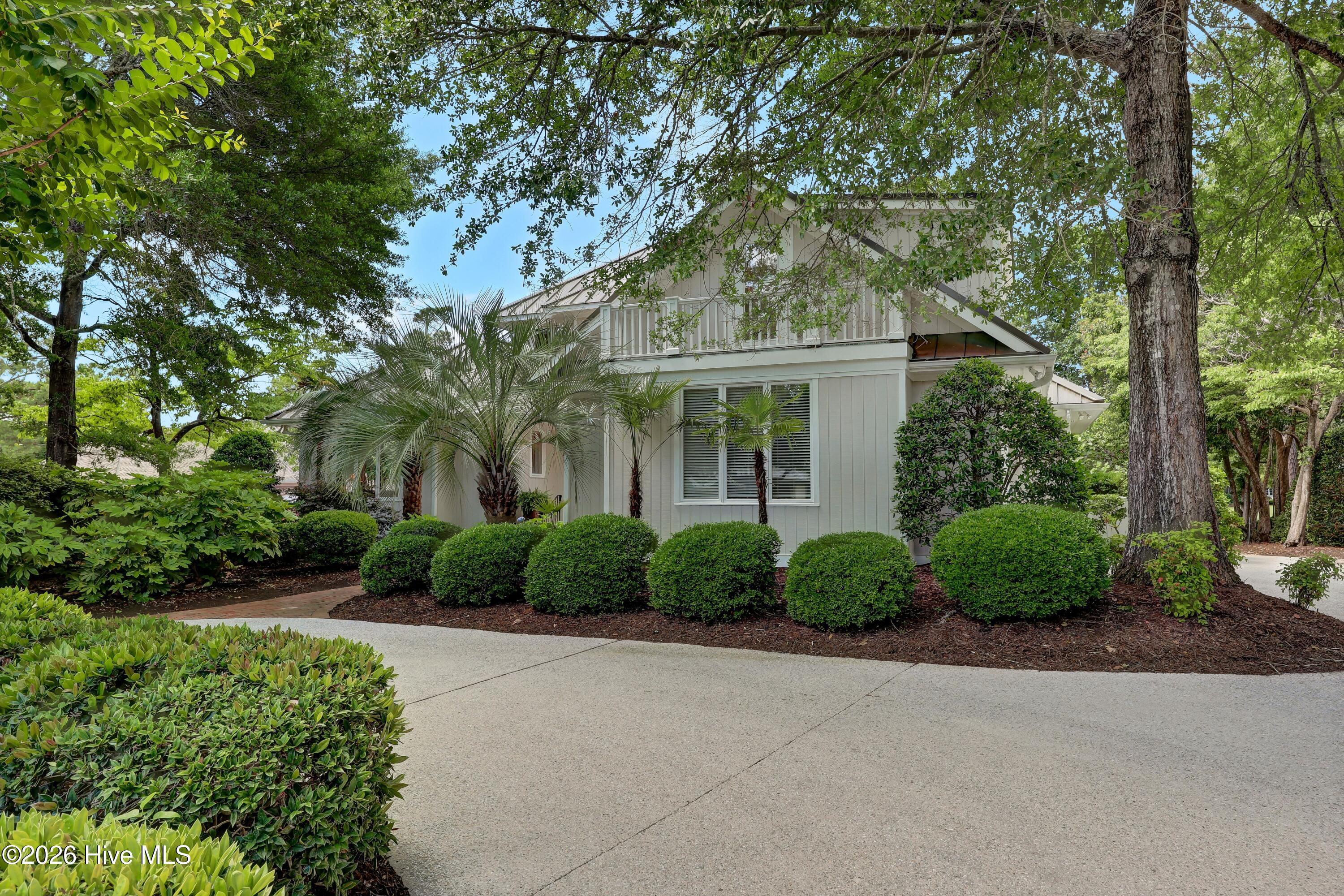 2216 Masons Point Place