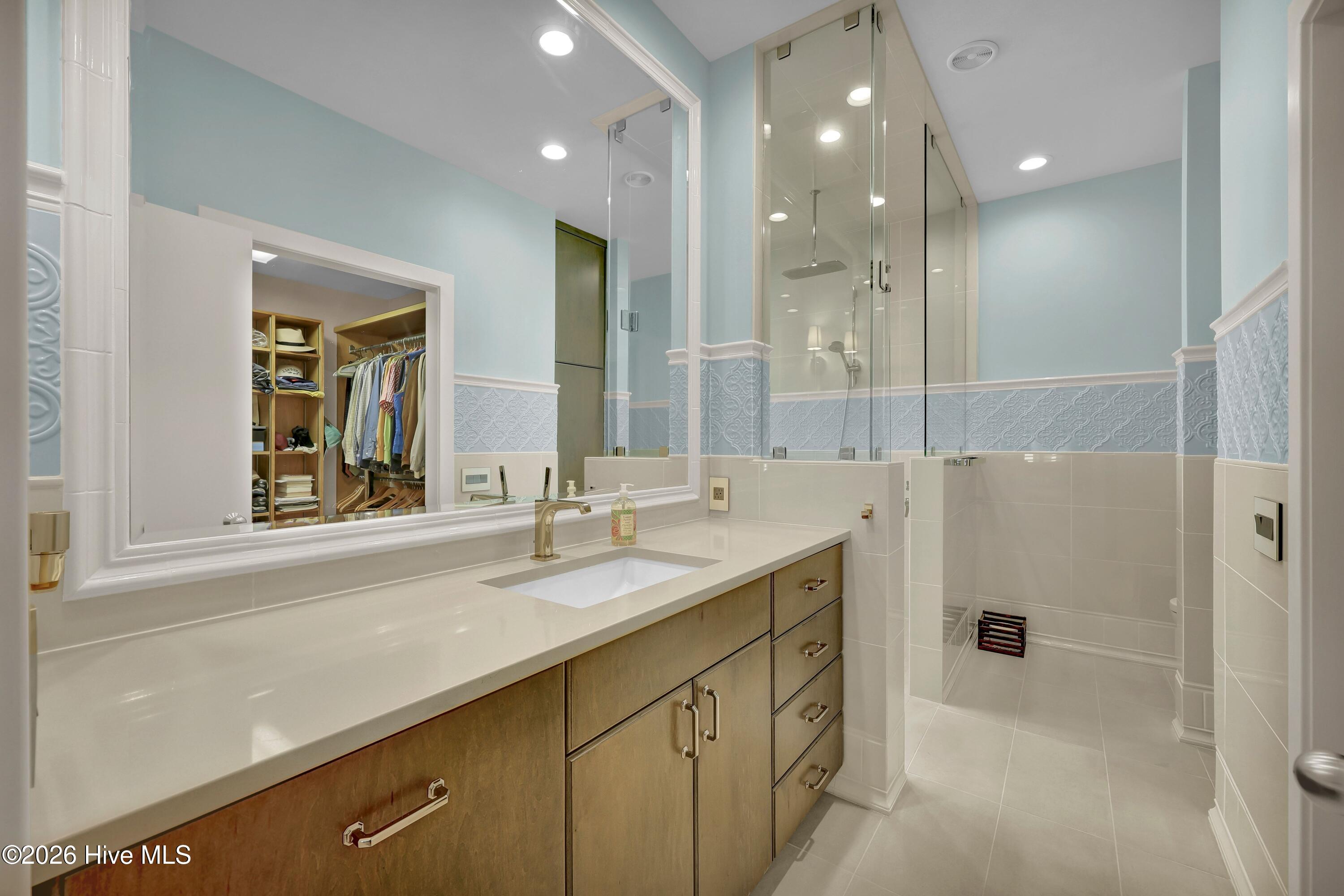 2216 Masons Point Place