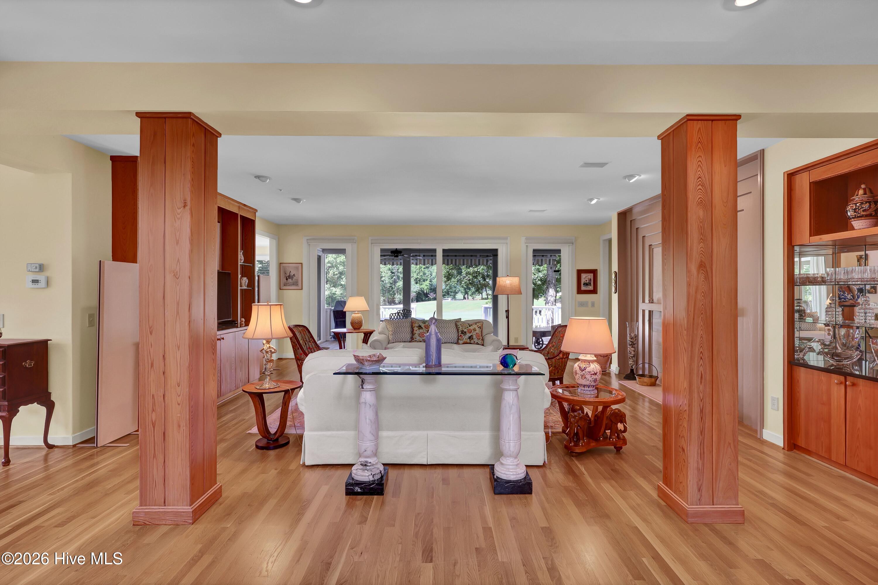 2216 Masons Point Place