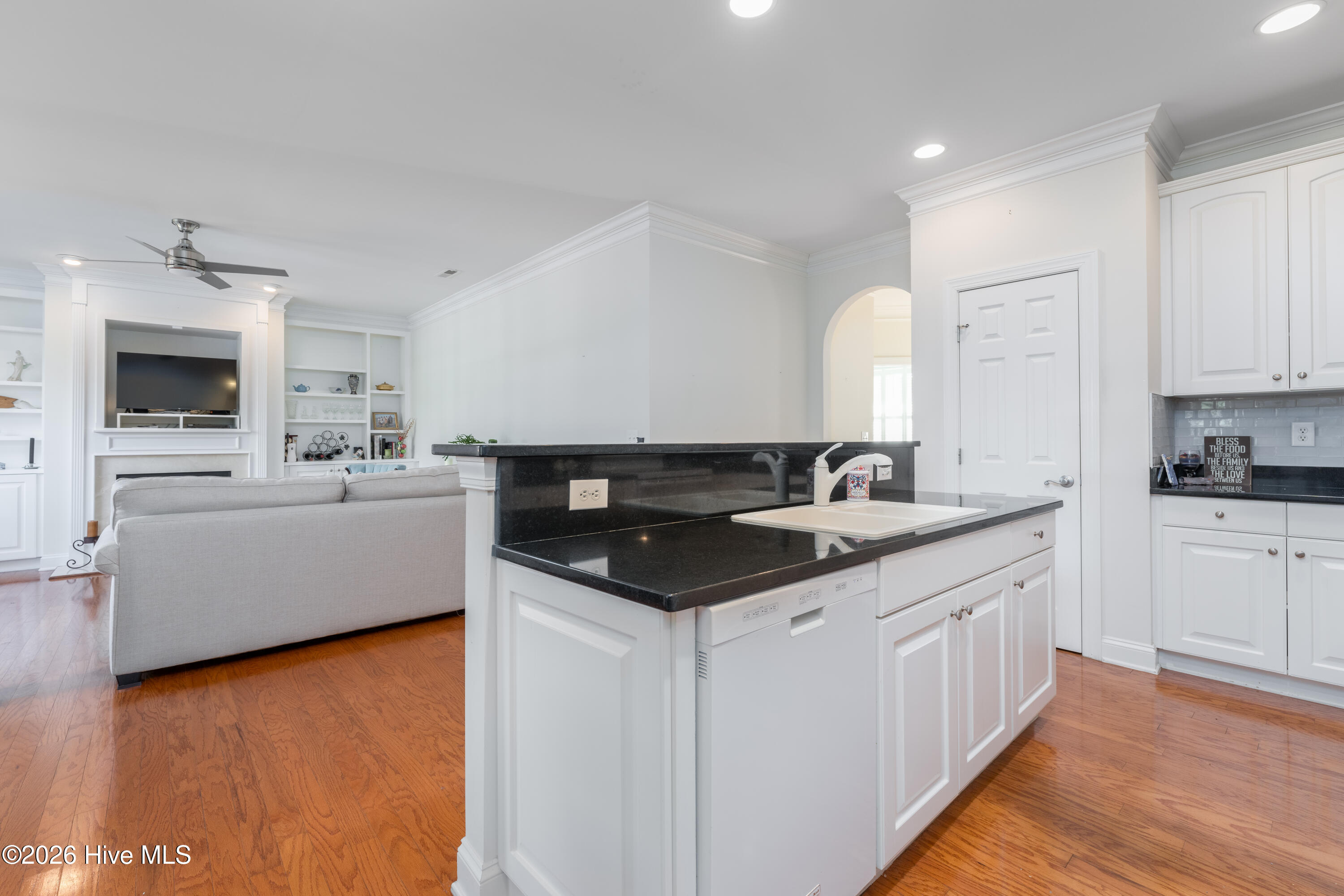 1015 Sunstone Court