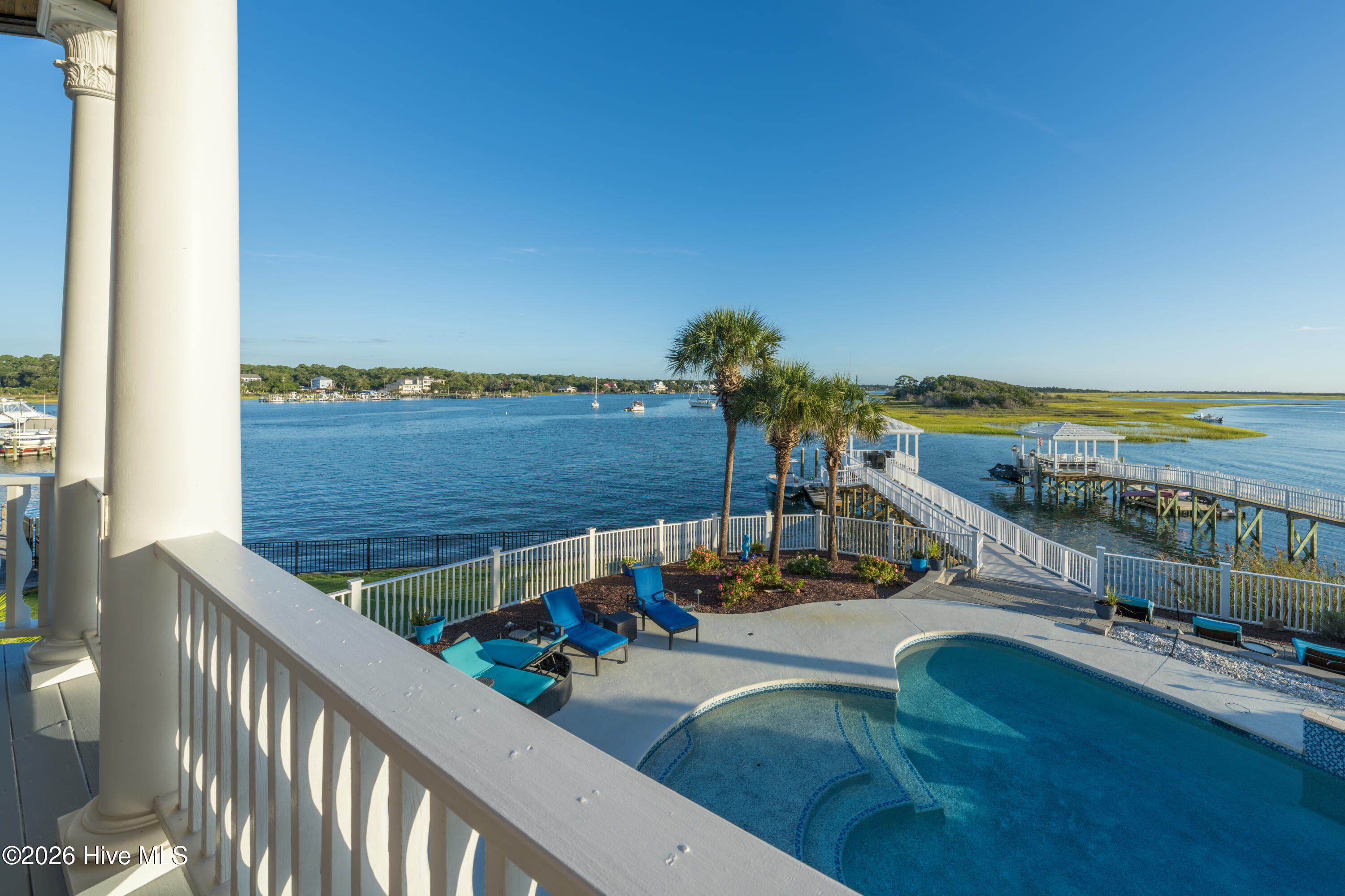438 Oceana Way