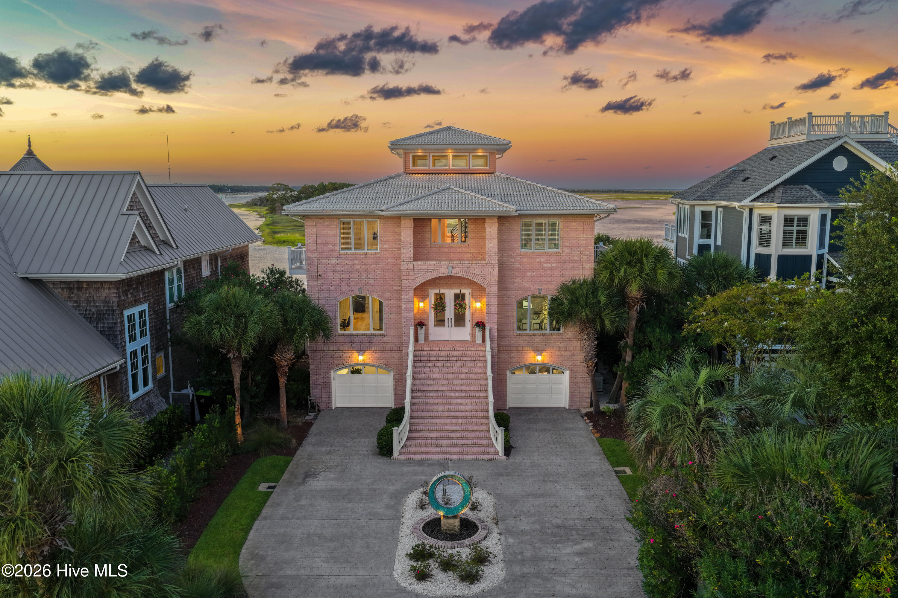 438 Oceana Way