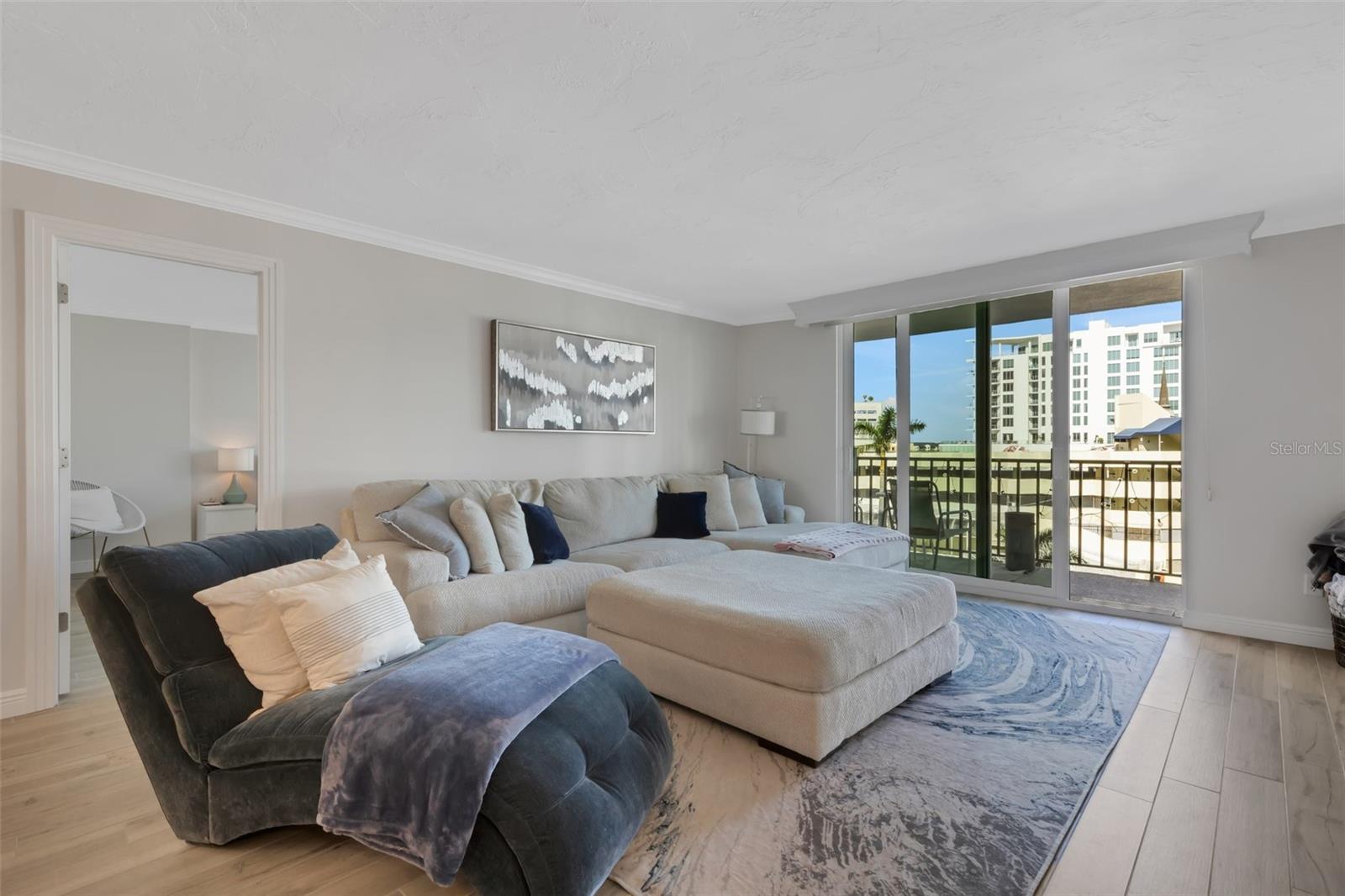 101 S GULFSTREAM AVE #7B