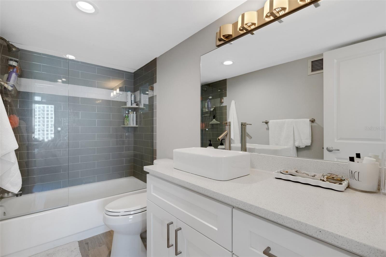 101 S GULFSTREAM AVE #7B