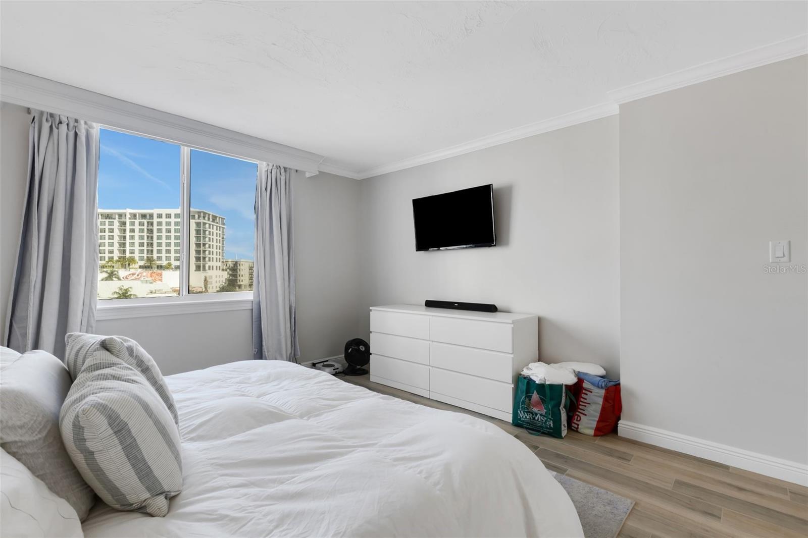 101 S GULFSTREAM AVE #7B