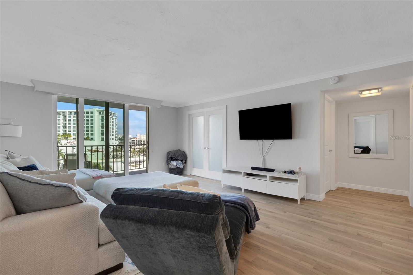 101 S GULFSTREAM AVE #7B