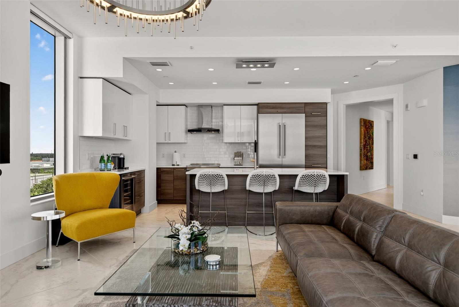 111 S PINEAPPLE AVE #615