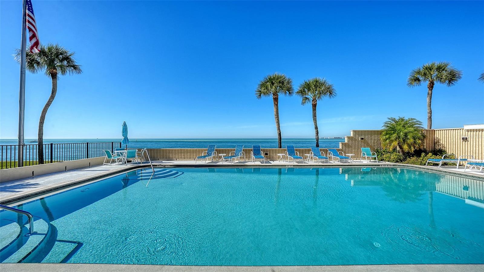4708 OCEAN BLVD #E7