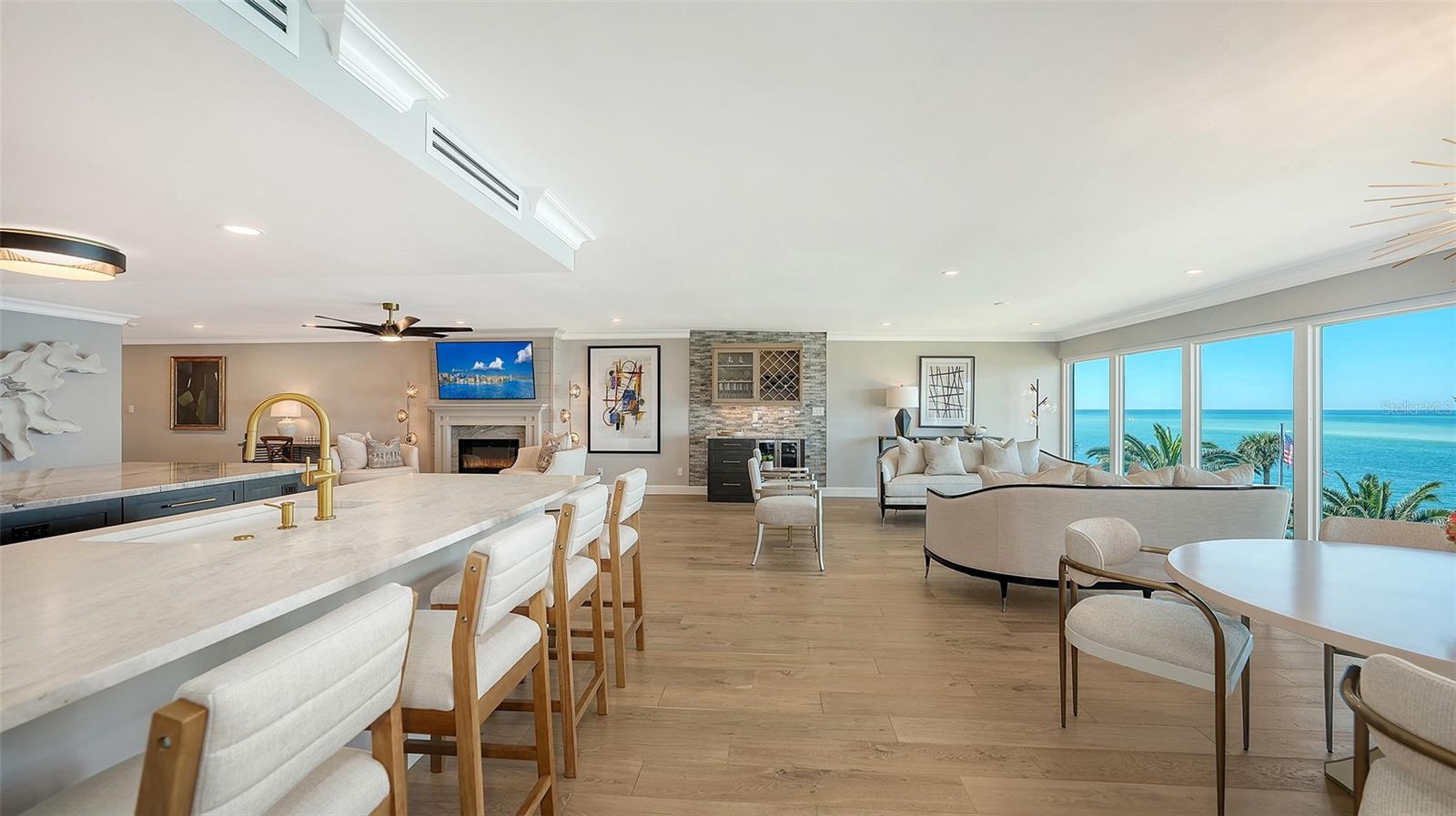 4708 OCEAN BLVD #E7