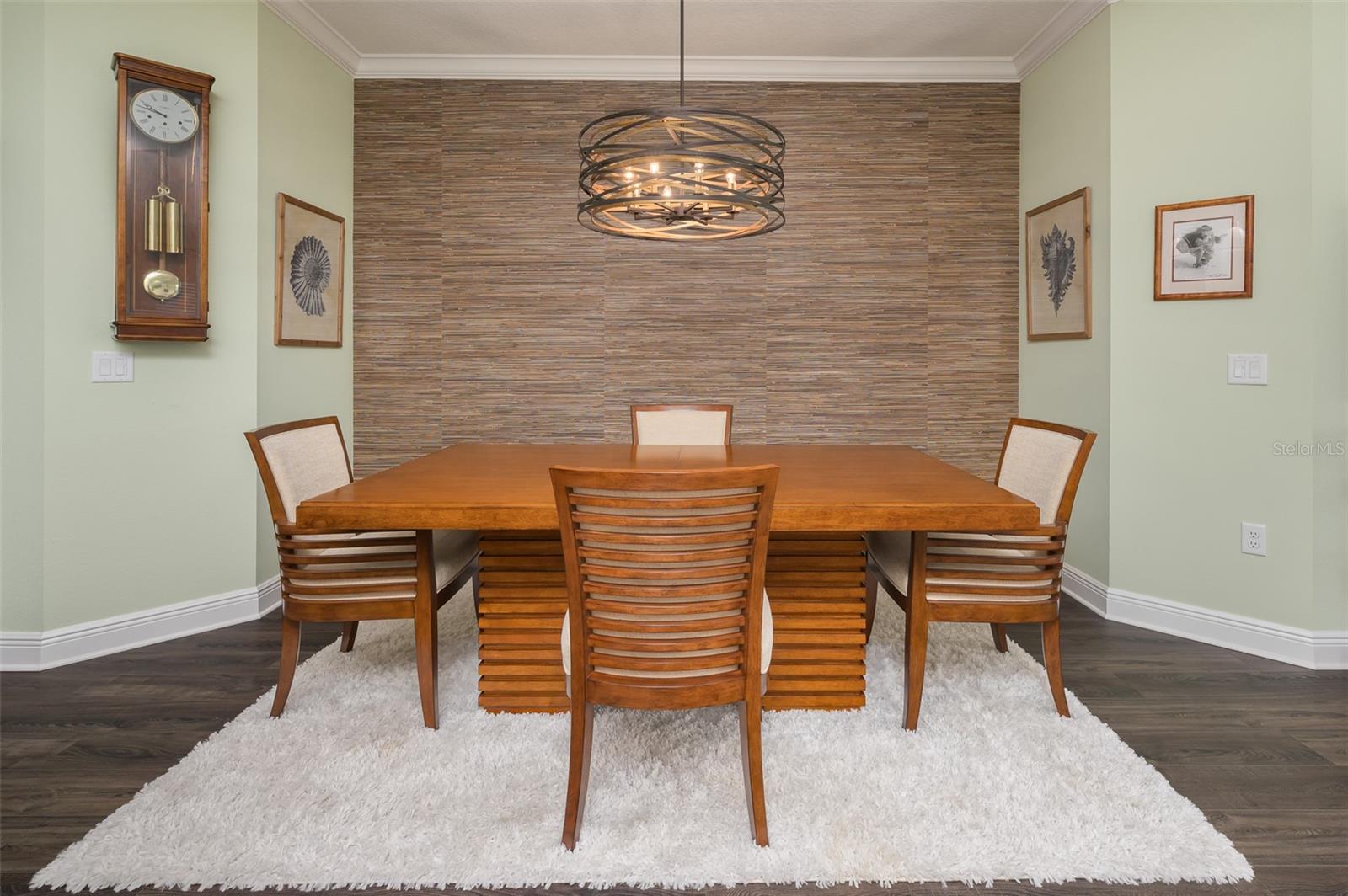 2726 SAPPHIRE BLUE LN