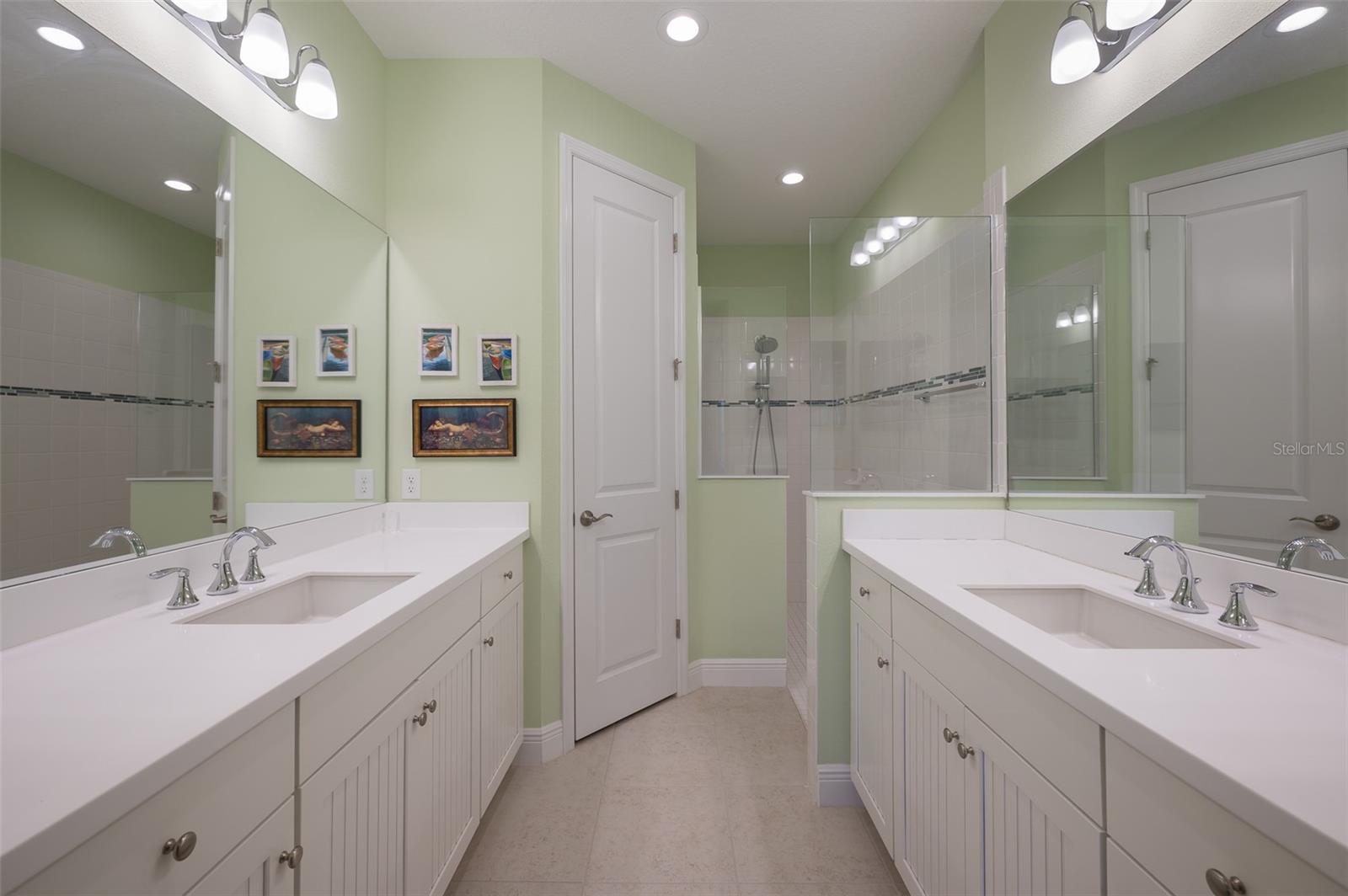 2726 SAPPHIRE BLUE LN