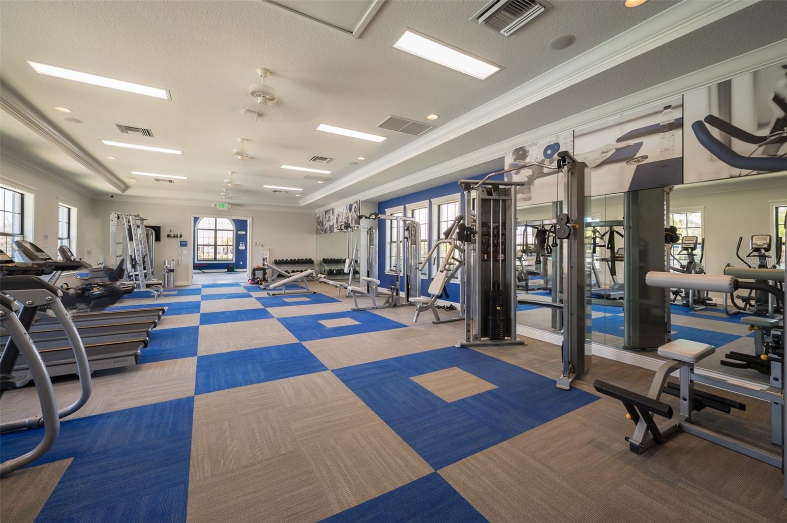 2726 SAPPHIRE BLUE LN