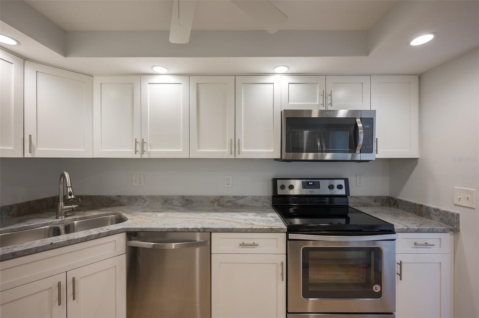 101 S GULFSTREAM AVE #7D