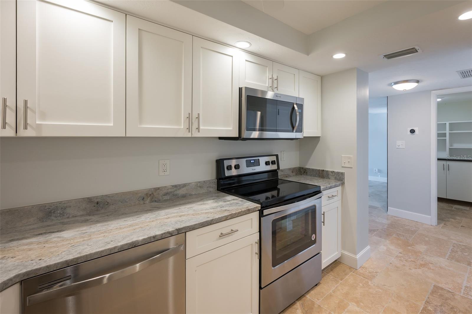 101 S GULFSTREAM AVE #7D