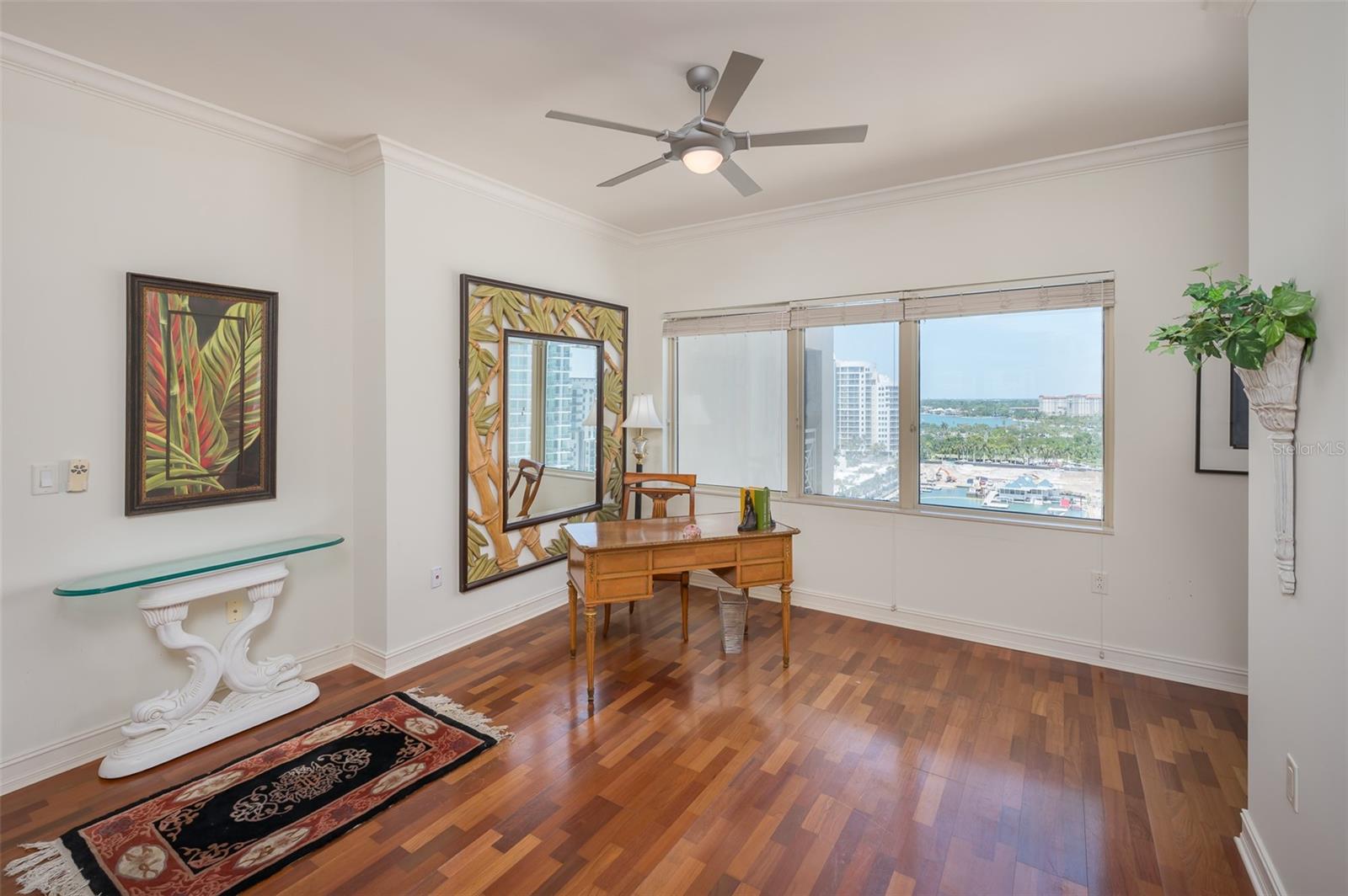 1111 RITZ CARLTON DR #1205