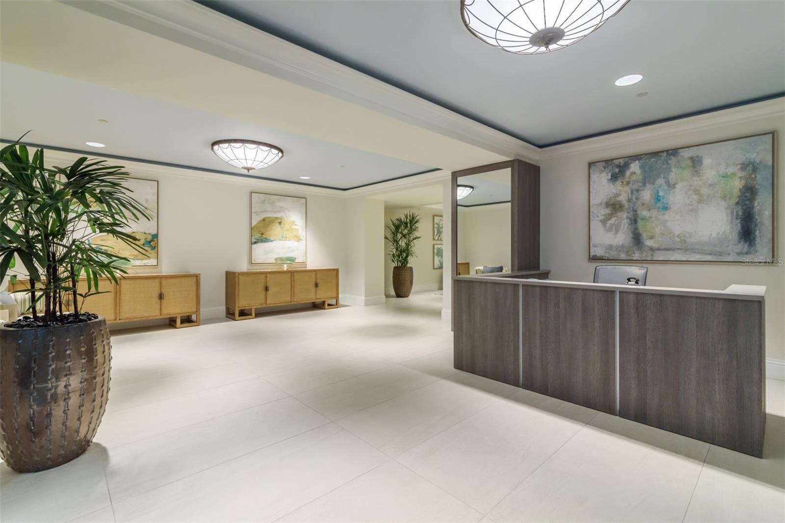 1111 RITZ CARLTON DR #1205