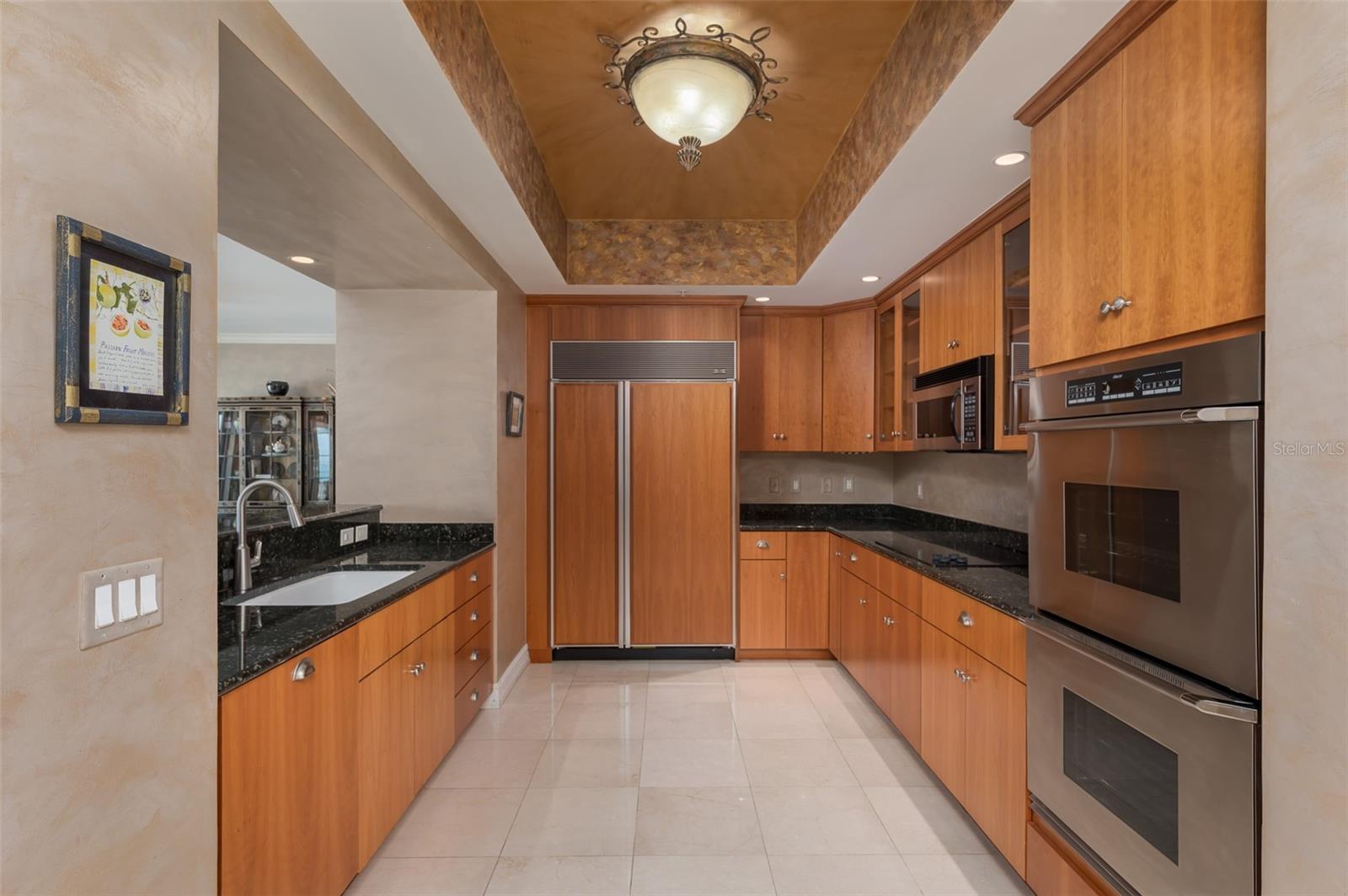 1111 RITZ CARLTON DR #1205