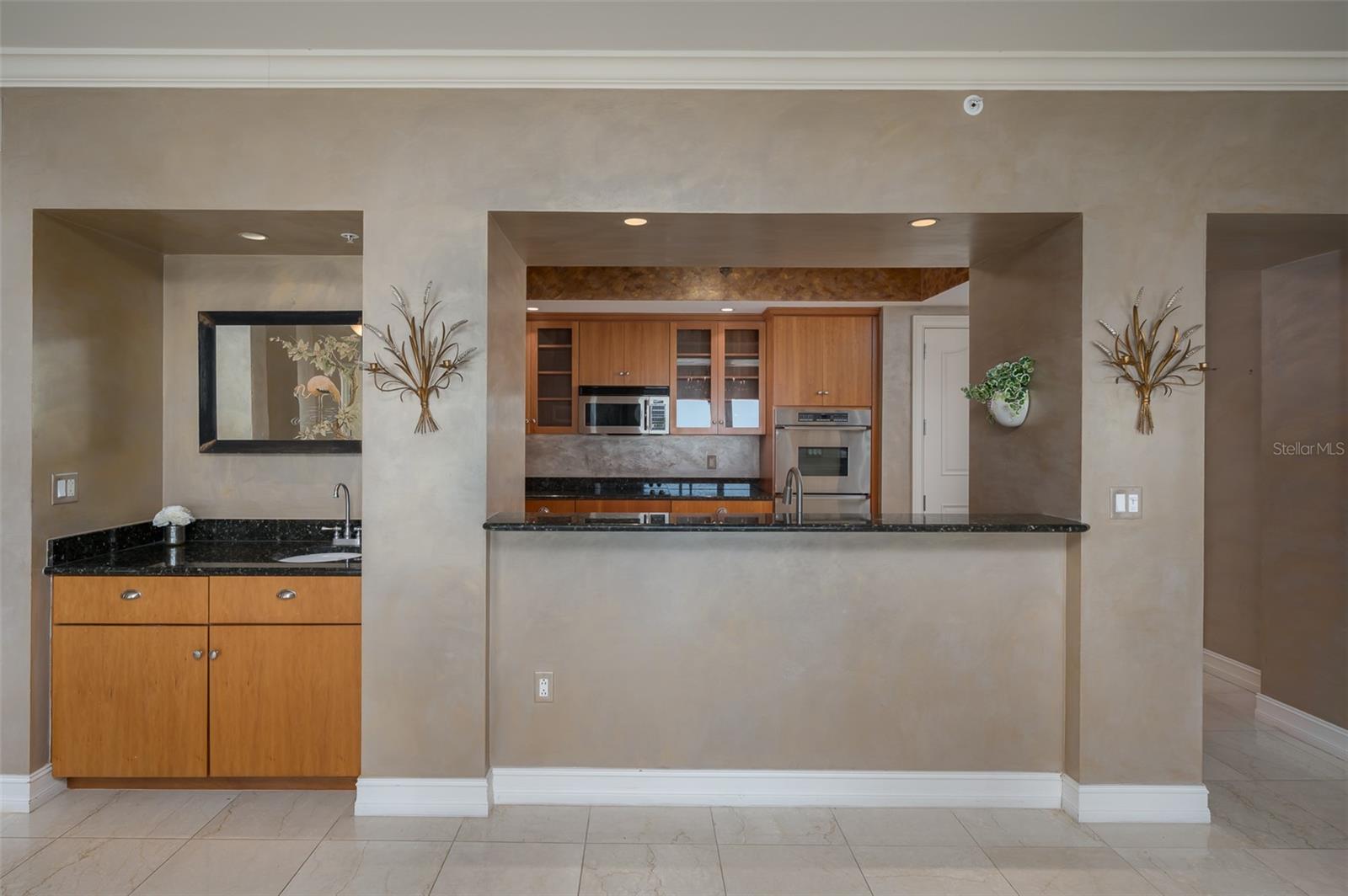 1111 RITZ CARLTON DR #1205