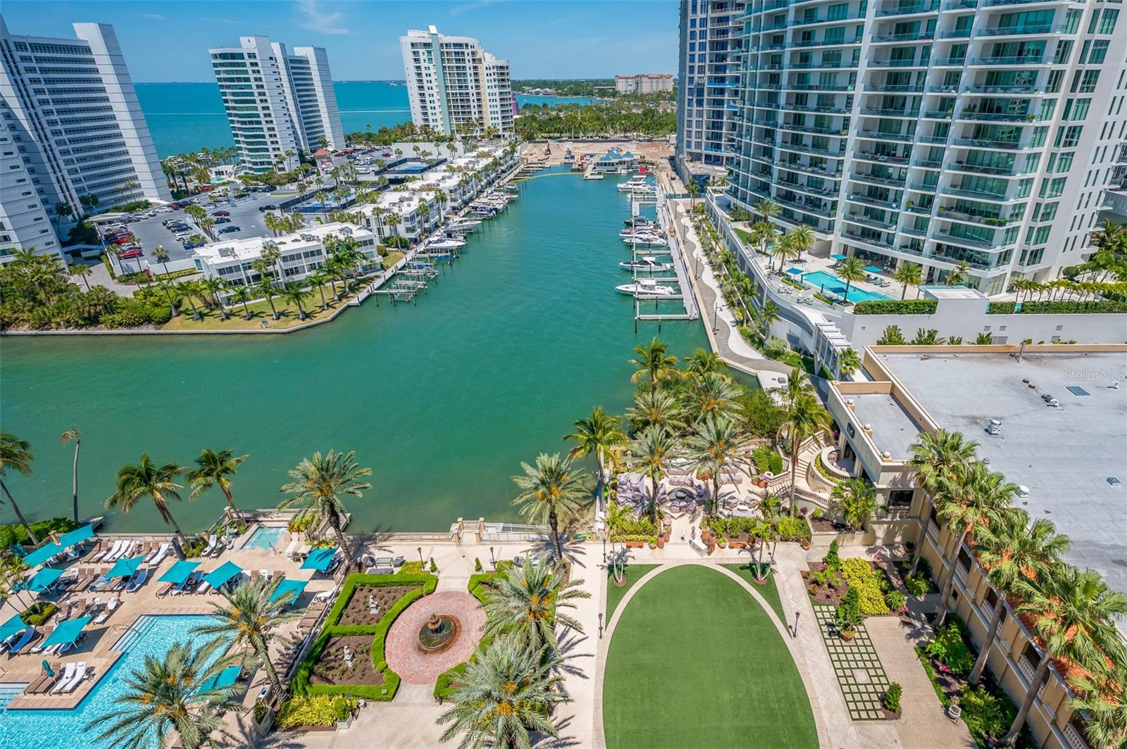 1111 RITZ CARLTON DR #1205