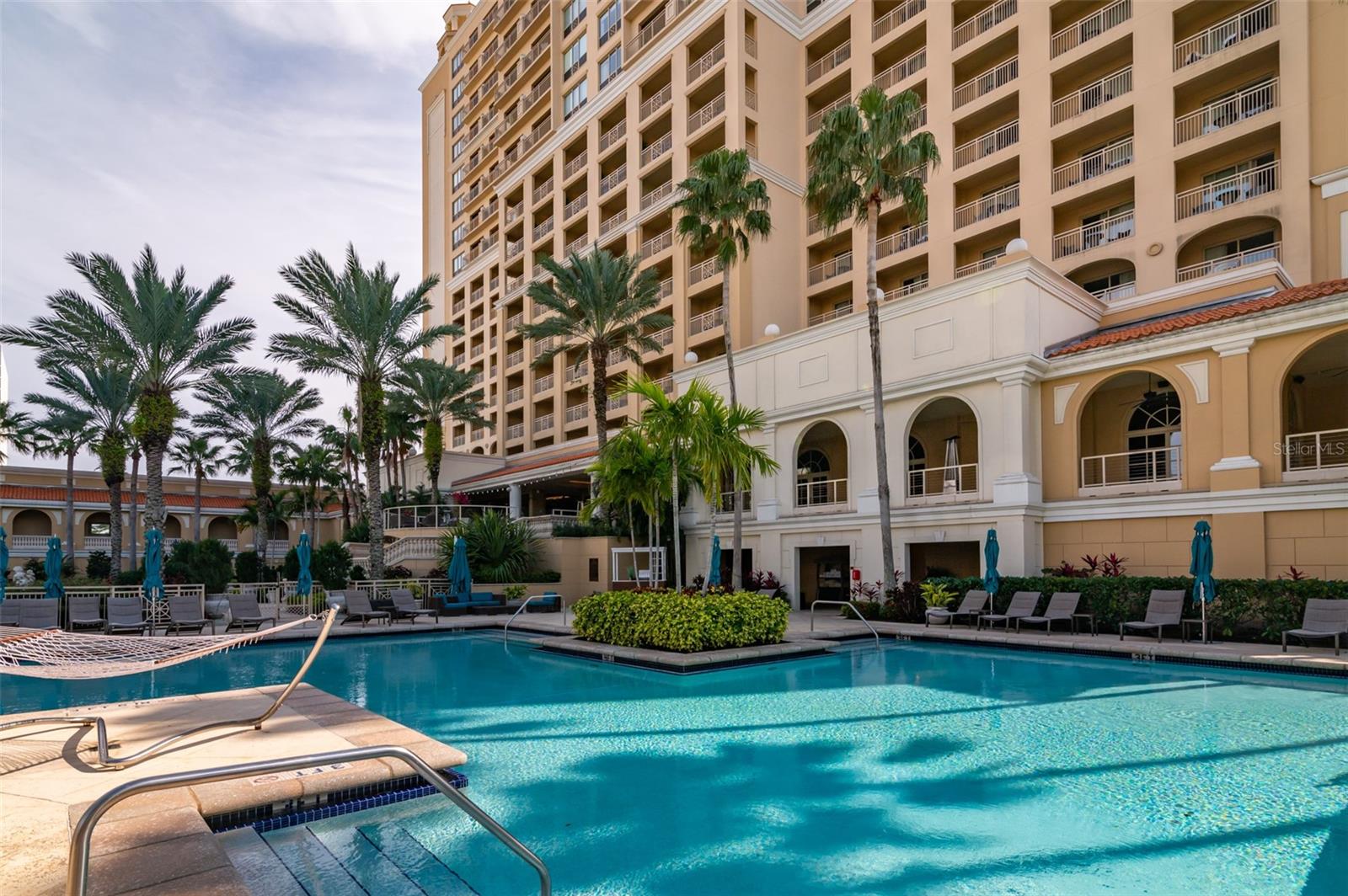 1111 RITZ CARLTON DR #1205