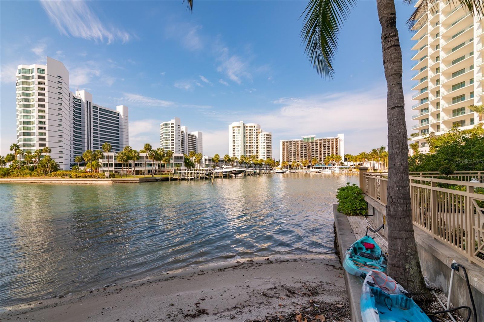 1111 RITZ CARLTON DR #1205