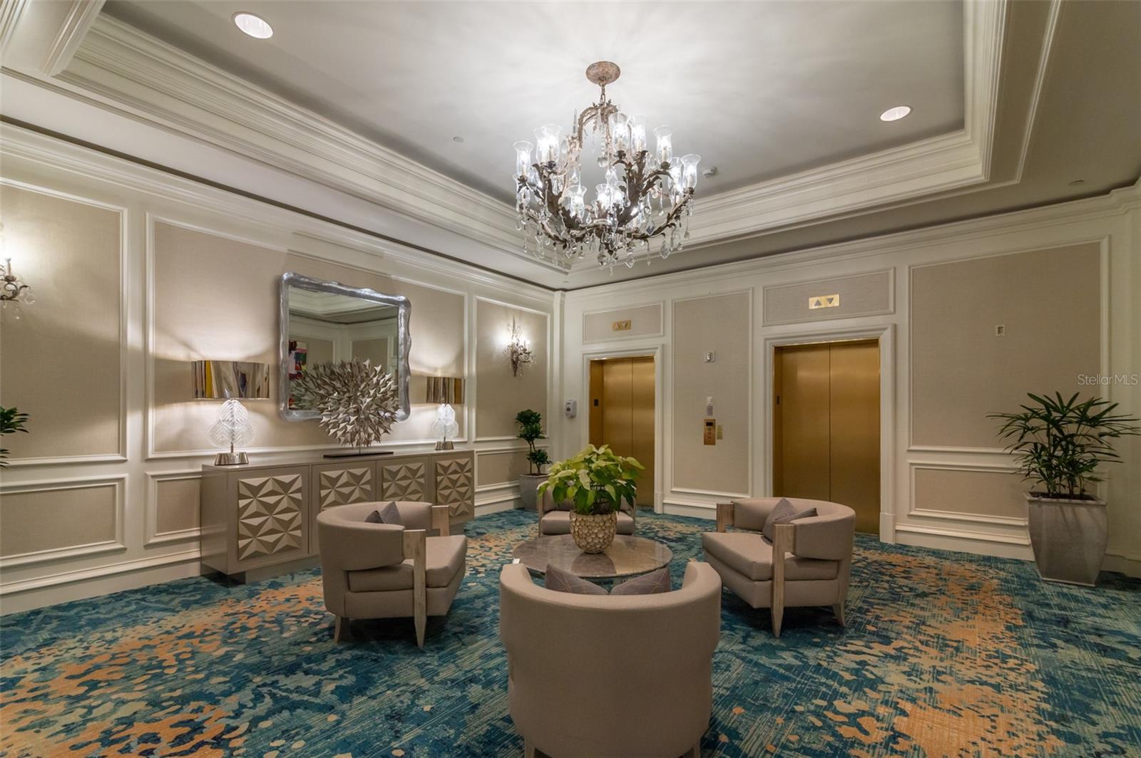 1111 RITZ CARLTON DR #1205