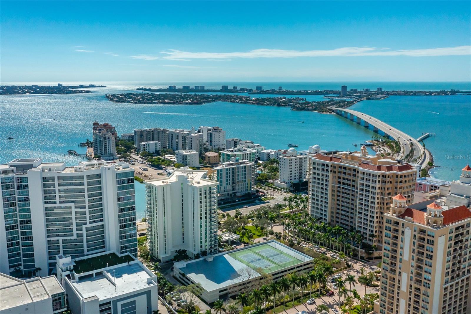 1111 N GULFSTREAM AVE #16F