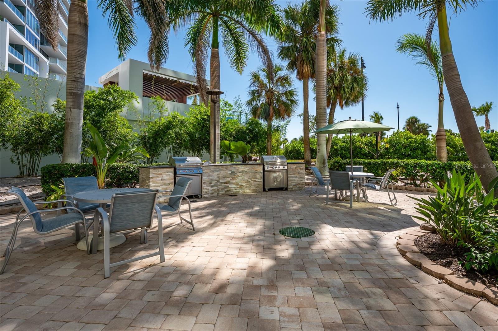 1111 N GULFSTREAM AVE #16F