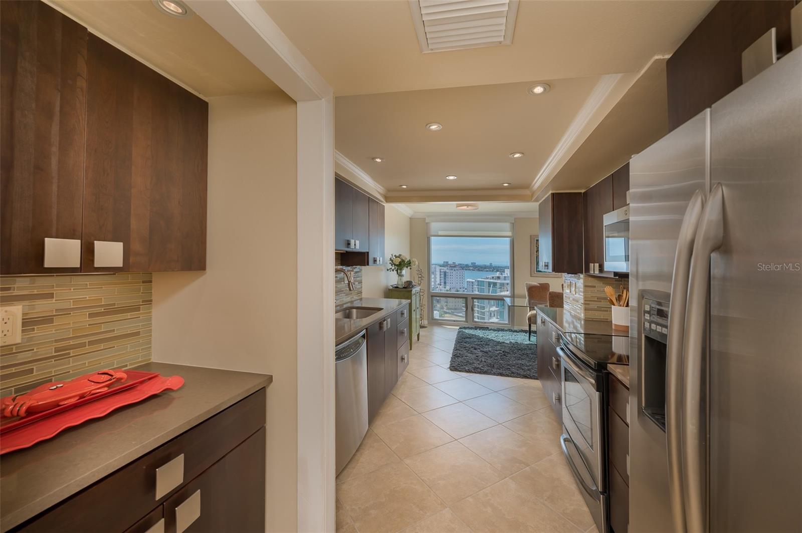 1111 N GULFSTREAM AVE #16F