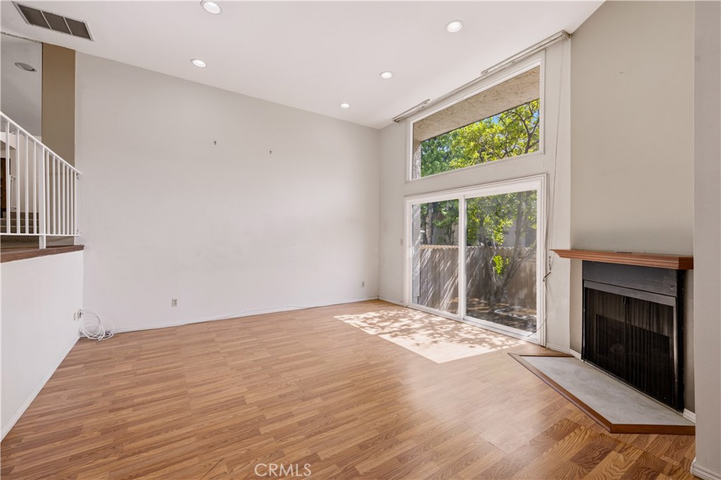 17943 Magnolia 16