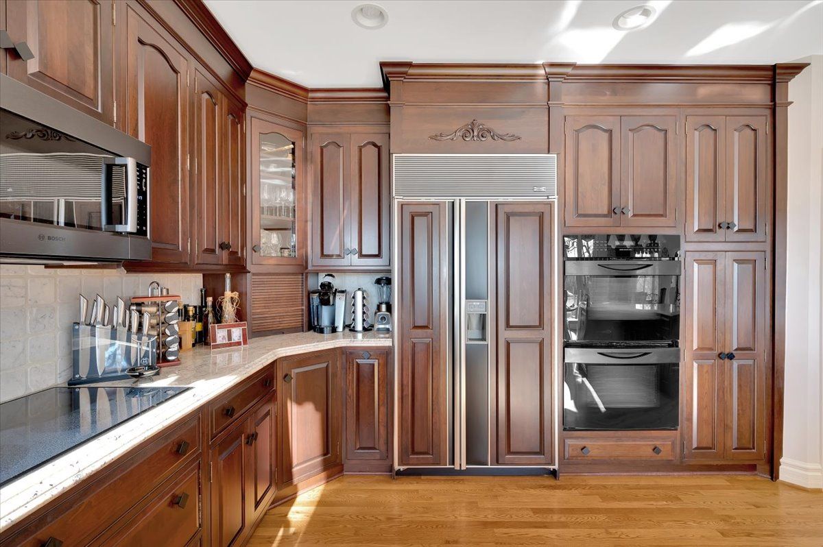 4999 ROCKAWAY Lane