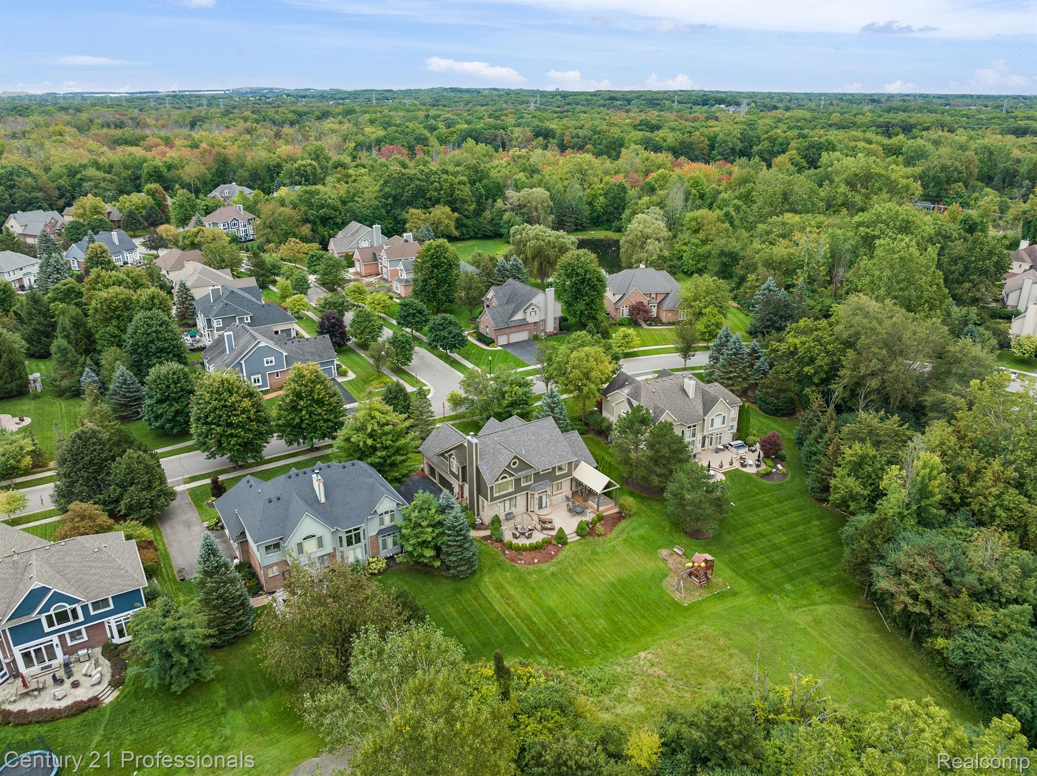 4751 OAKHURST RIDGE Road