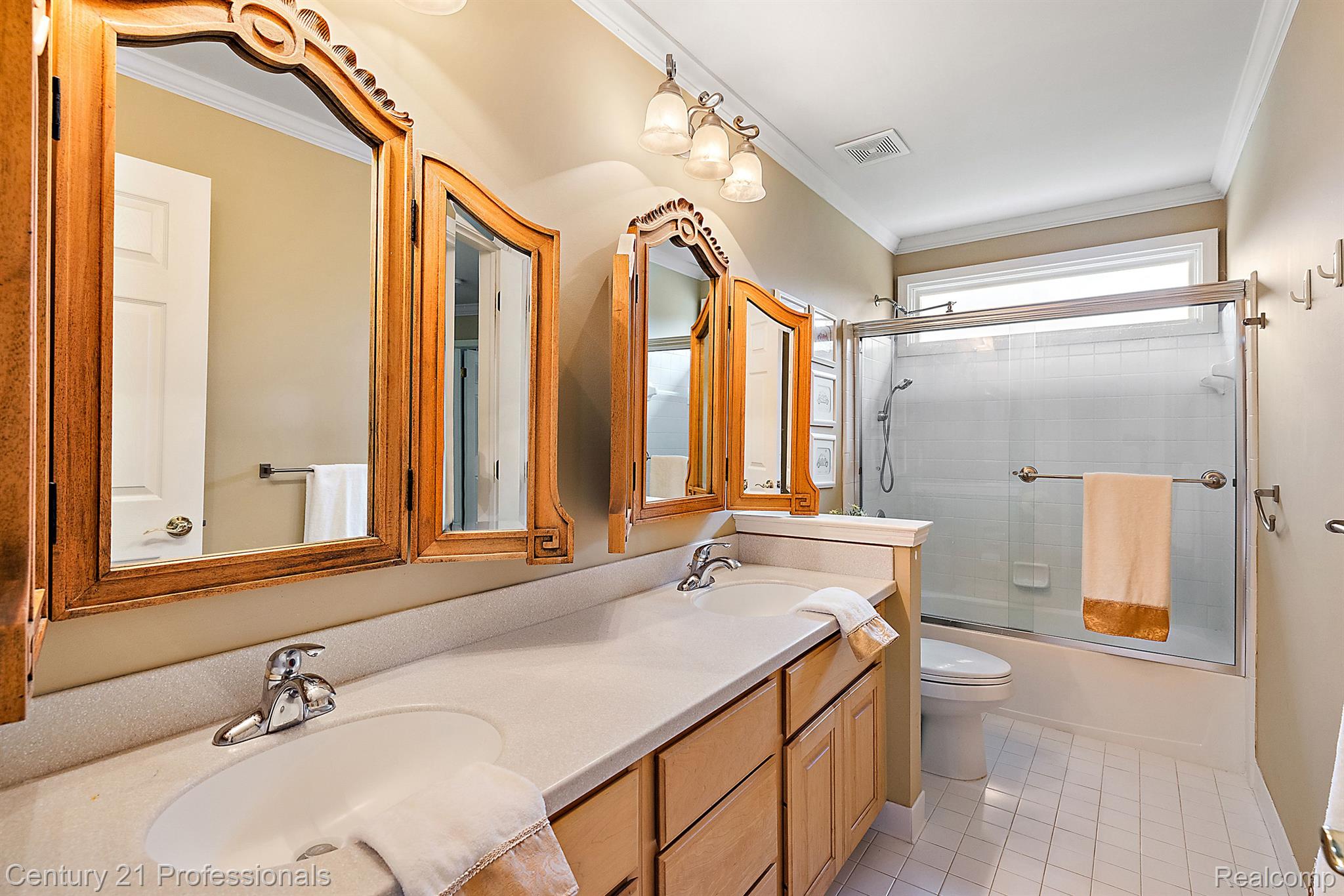 4751 OAKHURST RIDGE Road
